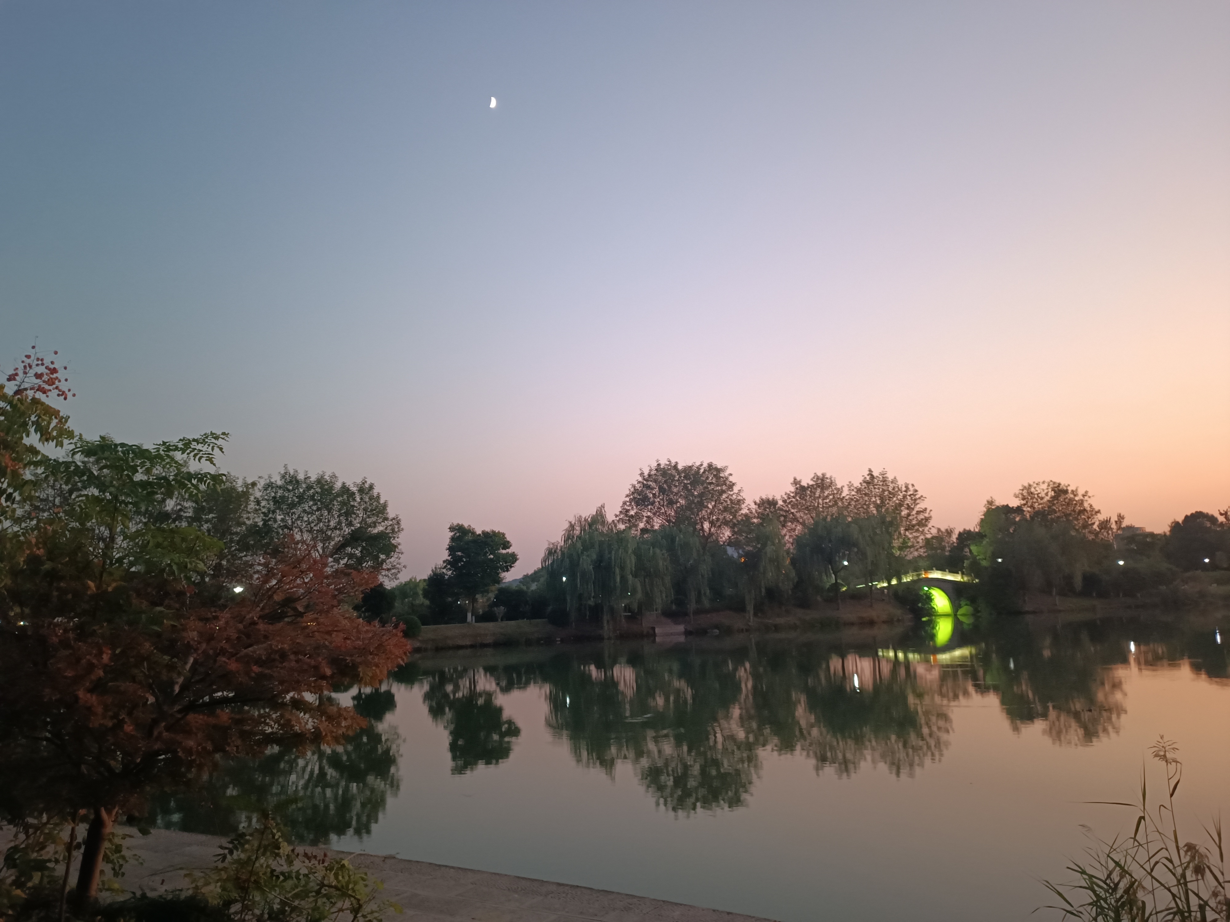 杭州白马湖掠影