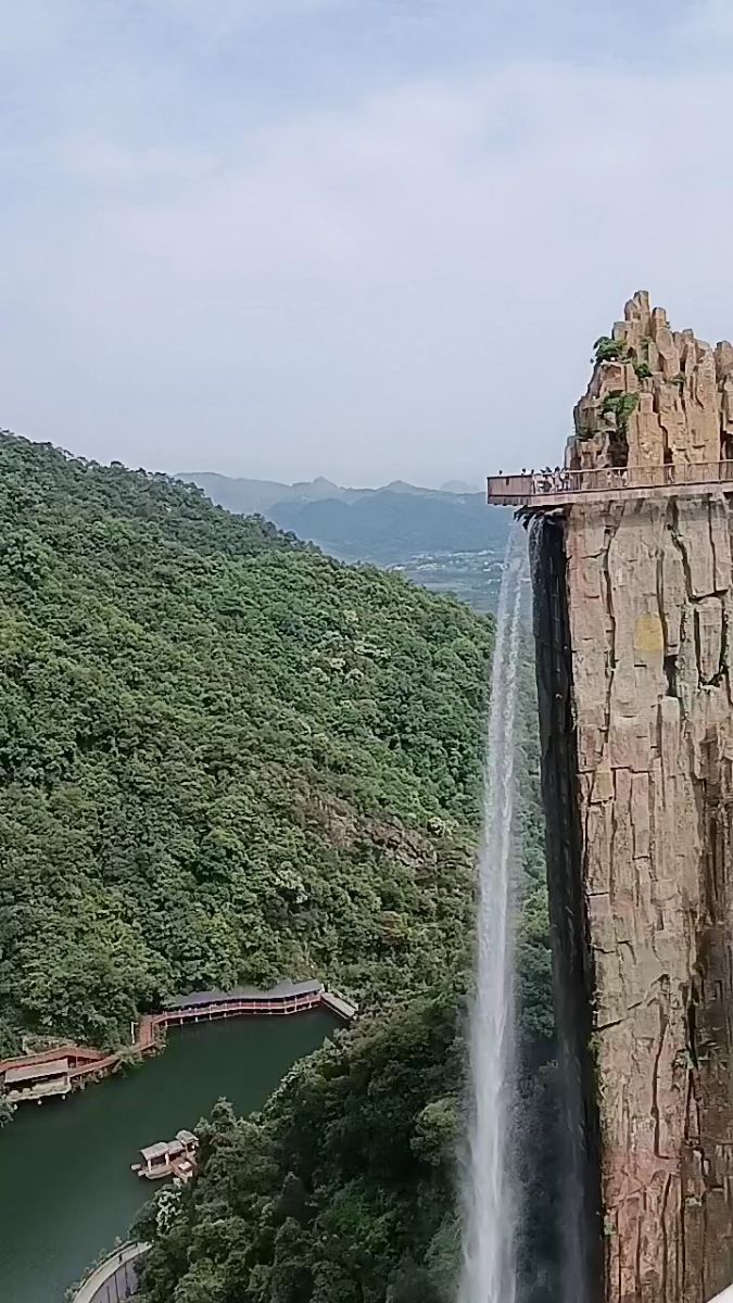 打卡网红景点韶关云门山