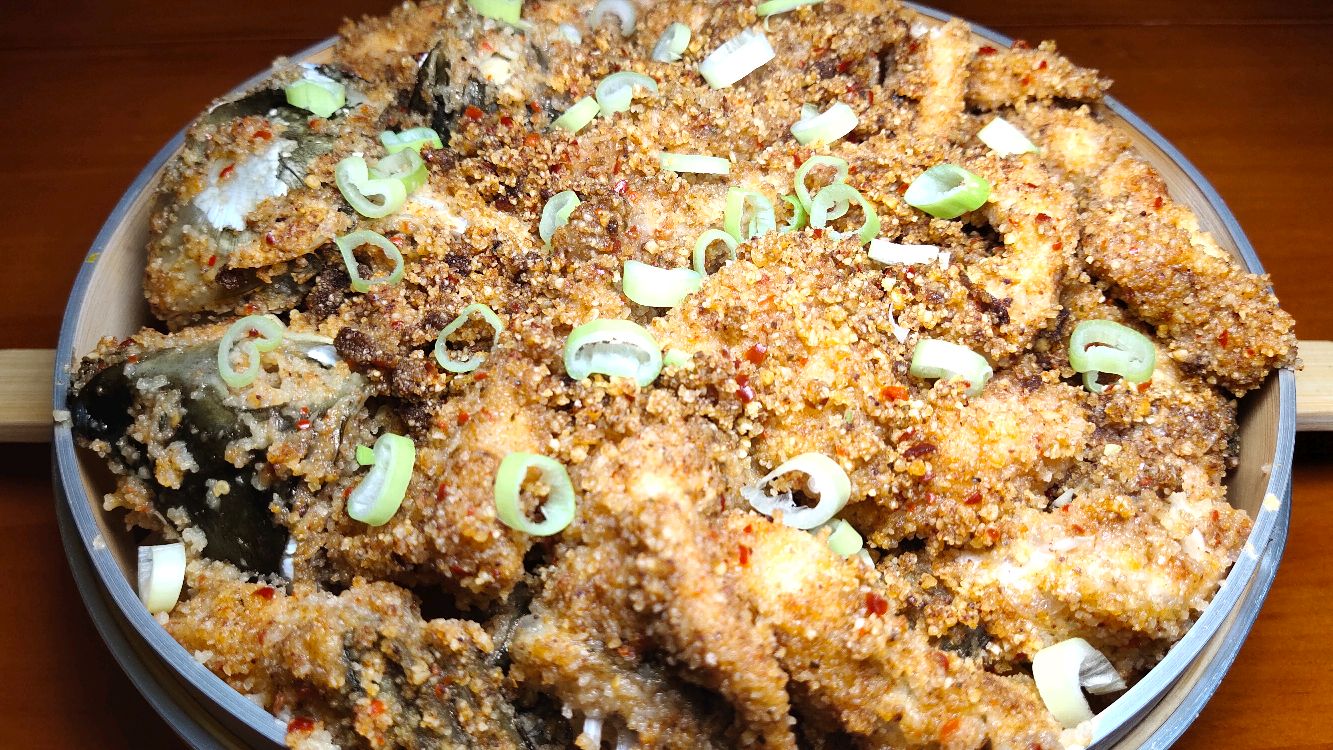 挑战不一样的一鱼两吃!首先分享一道粉蒸鱼排的做法!赶紧收藏好