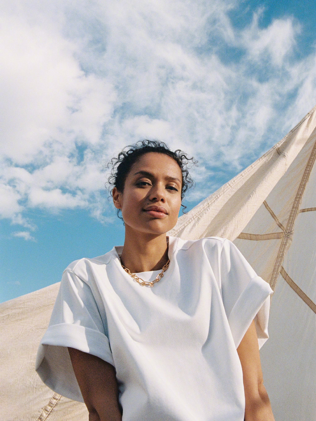 英国80后女演员古古·玛芭塔劳