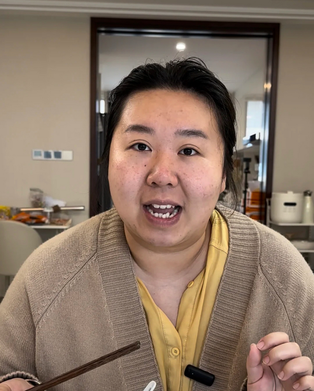 以前浮肿,发胖,喝水都长,现在好了,体重下来了脸也小了!#甲减