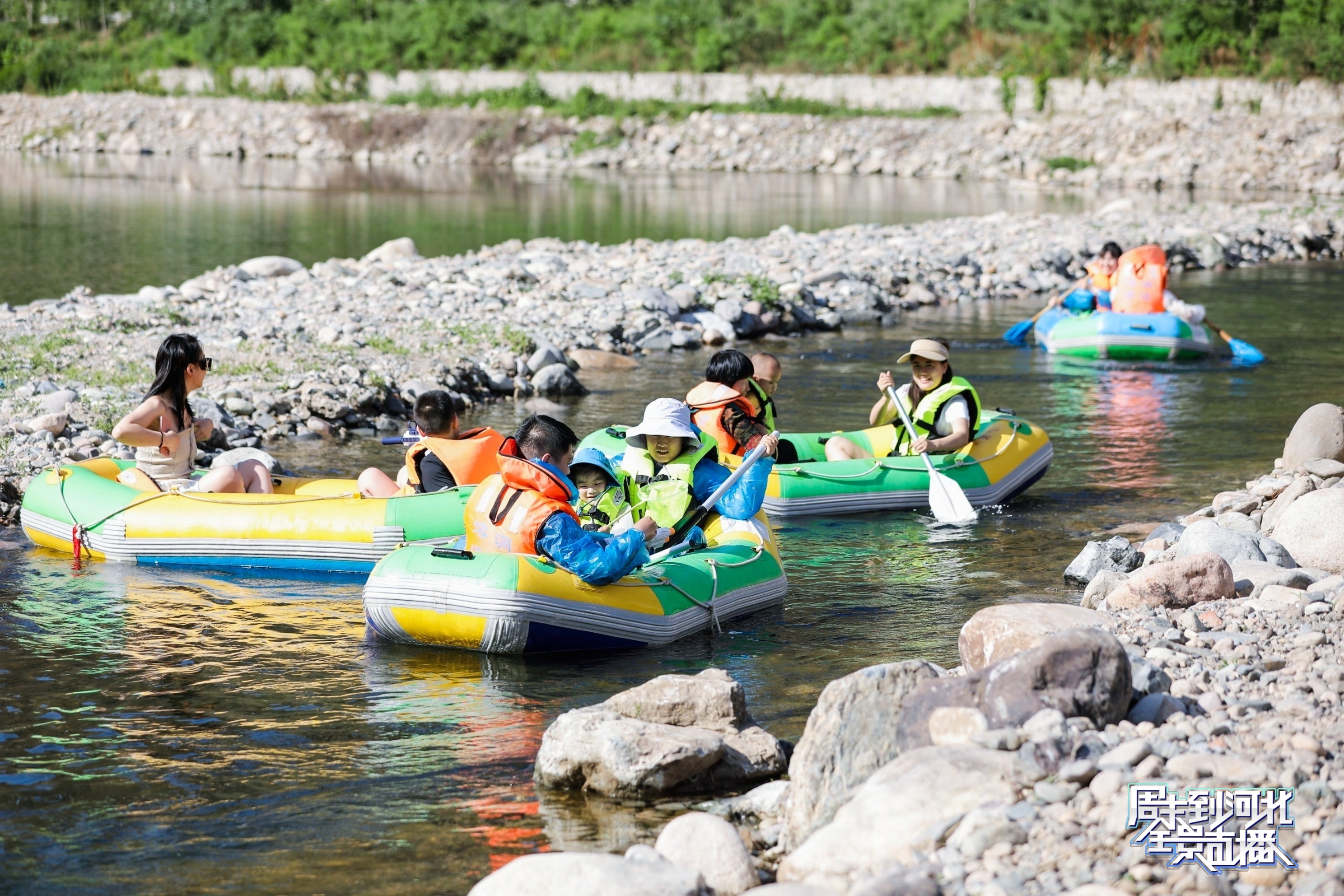 自具特色的野三坡溶洞漂流