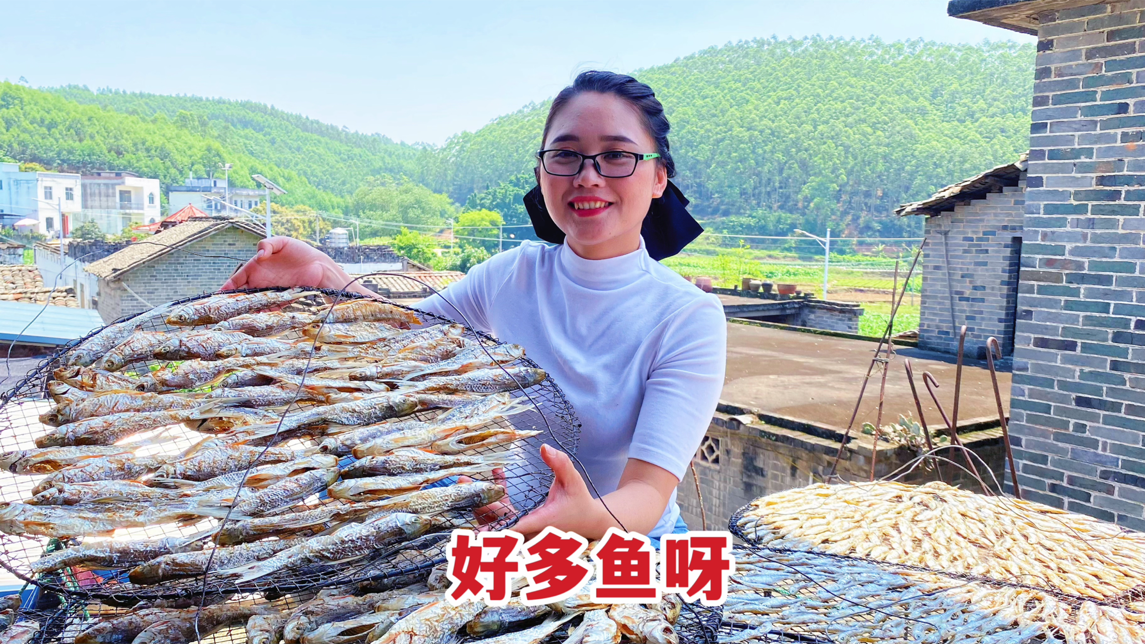 又到做鱼干的季节了!4斤野生鱼做得一斤干货,这做法你见过吗?