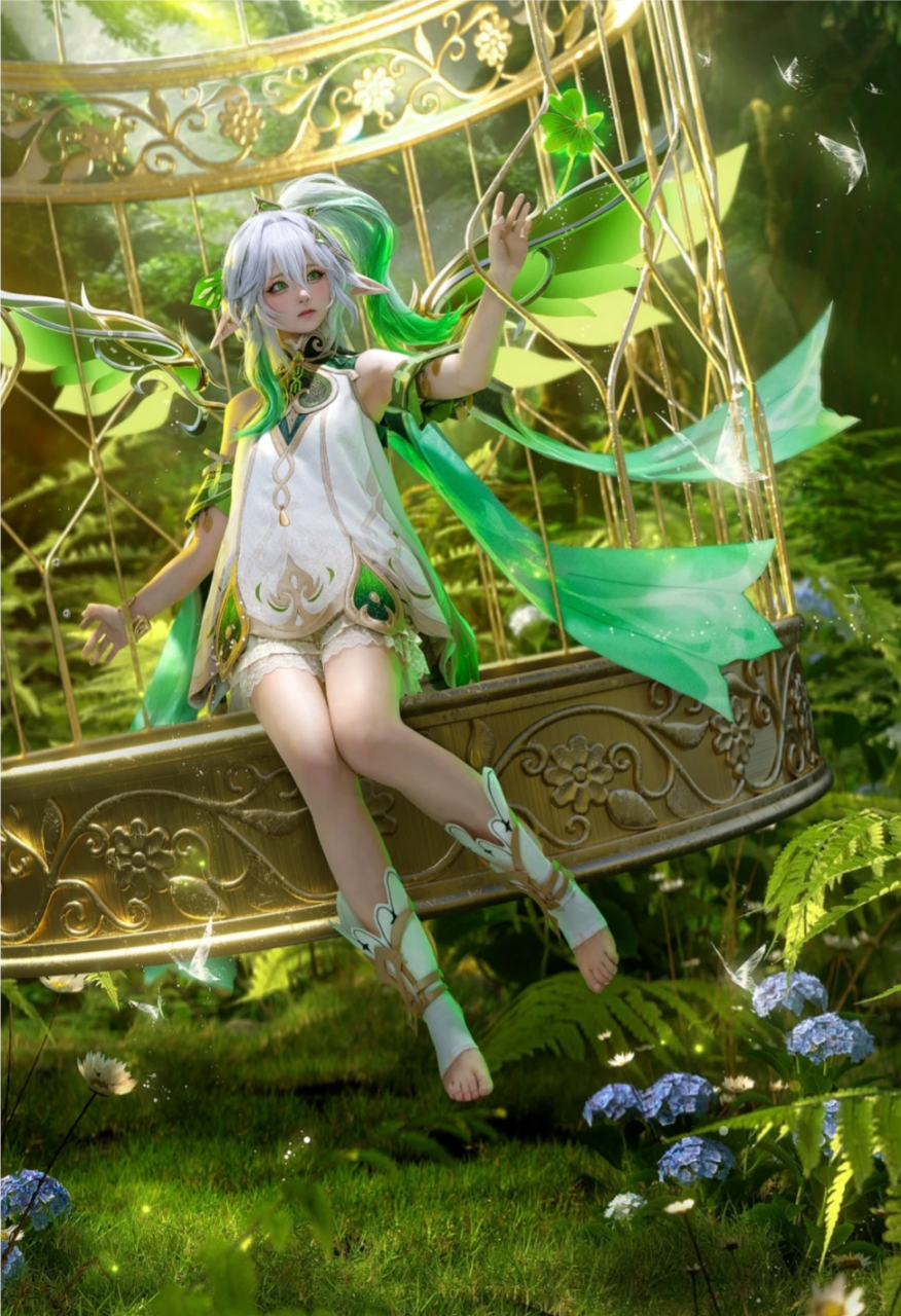 纳西妲小师姐  雷鸣是生命的前奏,很快这片大地就会充满生机  #原神