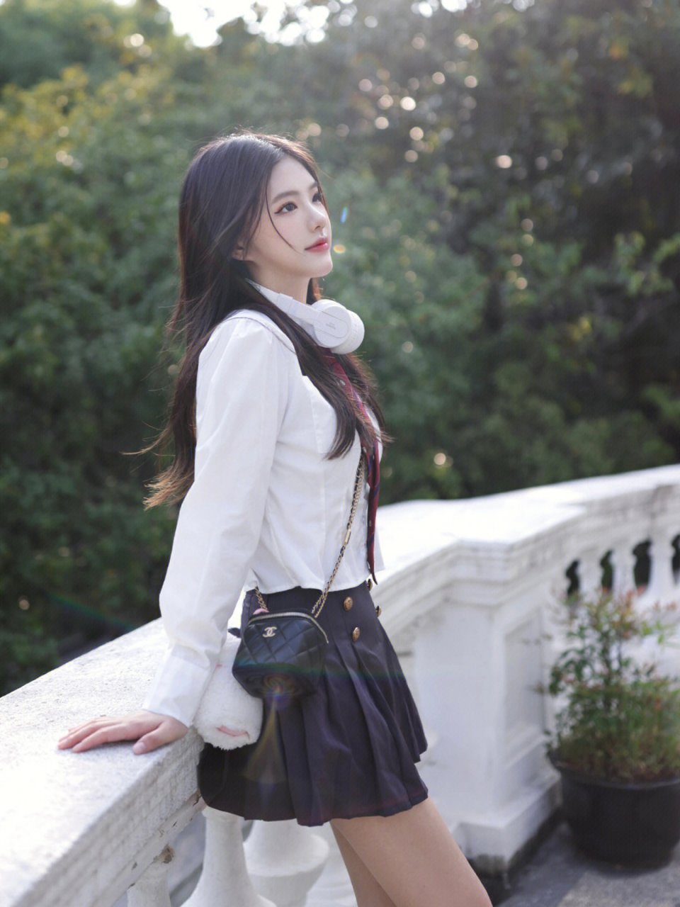 经常被人说看起来像00后该不该开心 清纯女高 芳龄十八