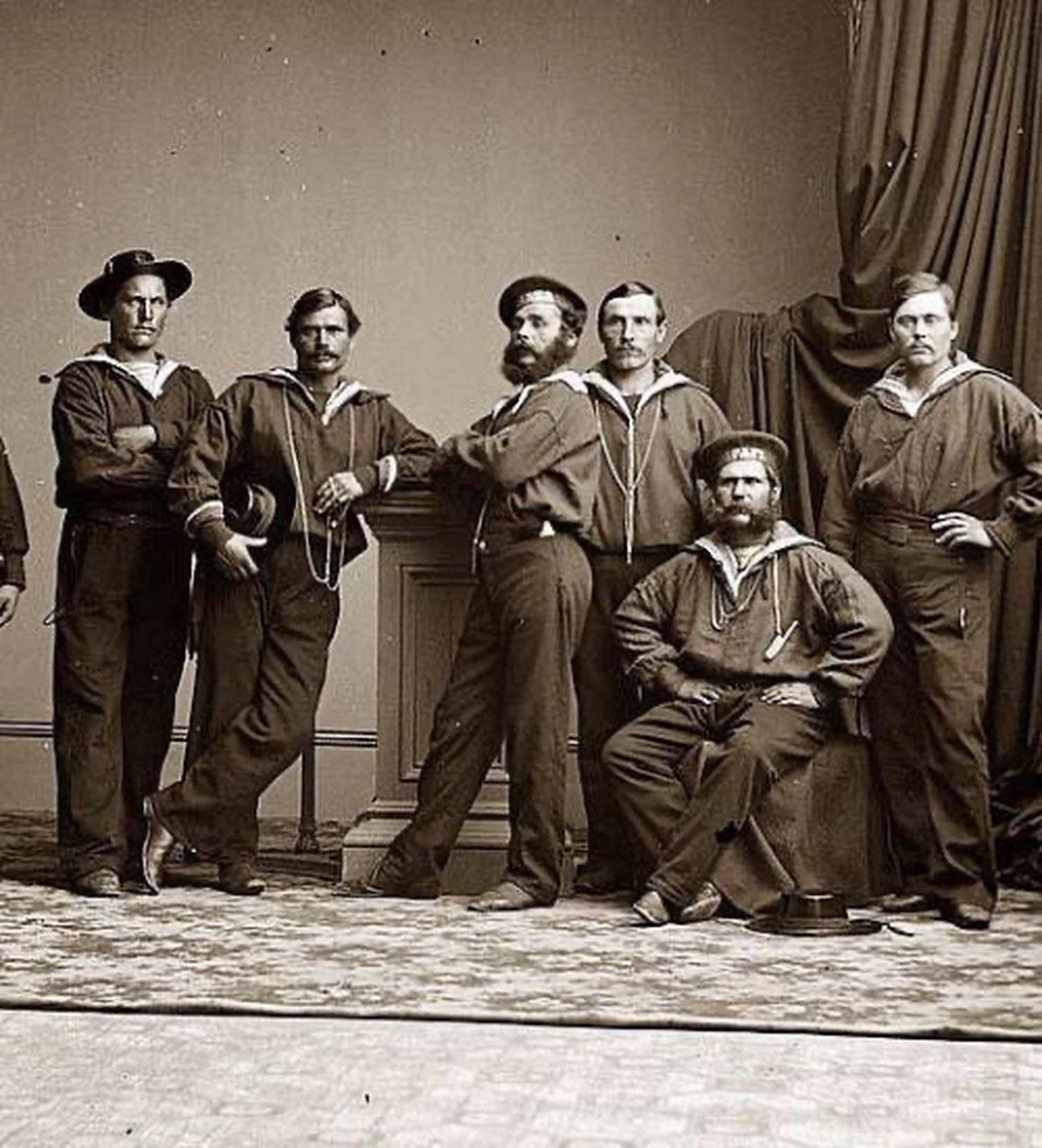 由于洋商对广州产生了畏惧心理,其商船经常停泊的地方也换成了香港