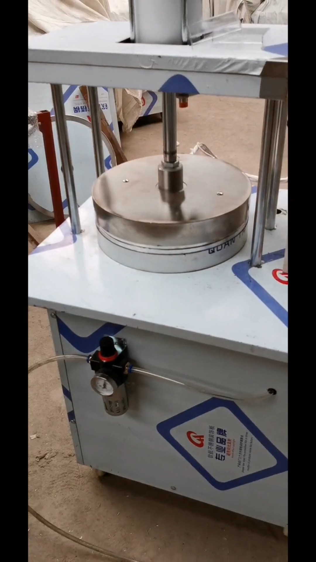 乐世博压饼机 鸭饼机 薄饼机 春卷机-度小视