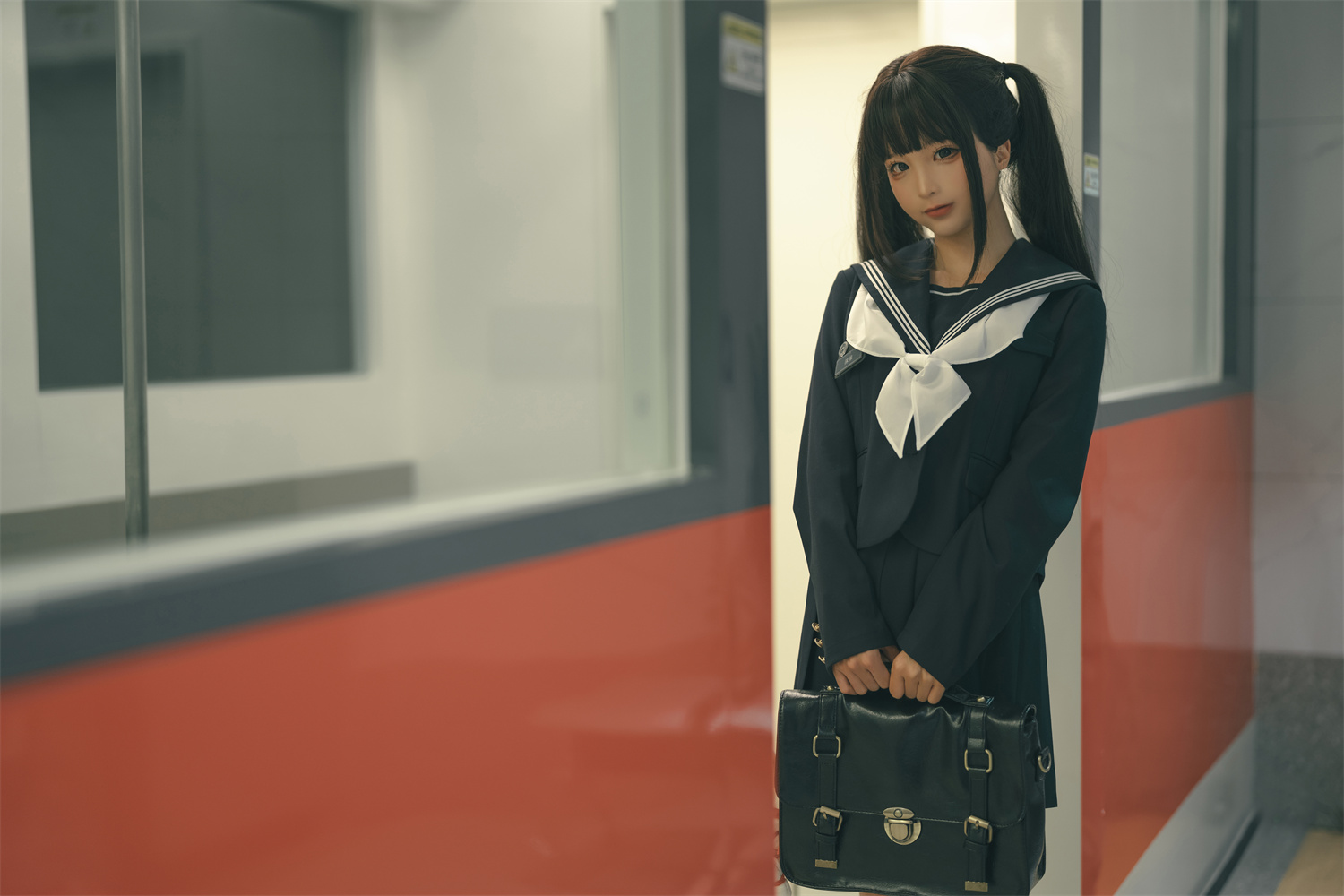 蠢沫沫任务绅士版,杀手也坐地铁 蠢沫沫任务绅士版,杀手也坐地铁