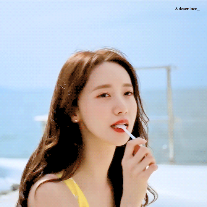 林允儿池昌旭上演保镖与私生女的爱情故事