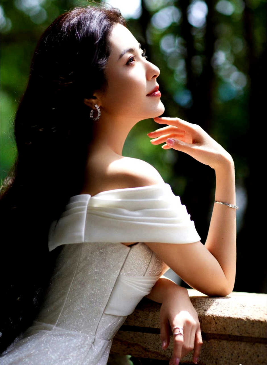 曾黎#  曾黎照片