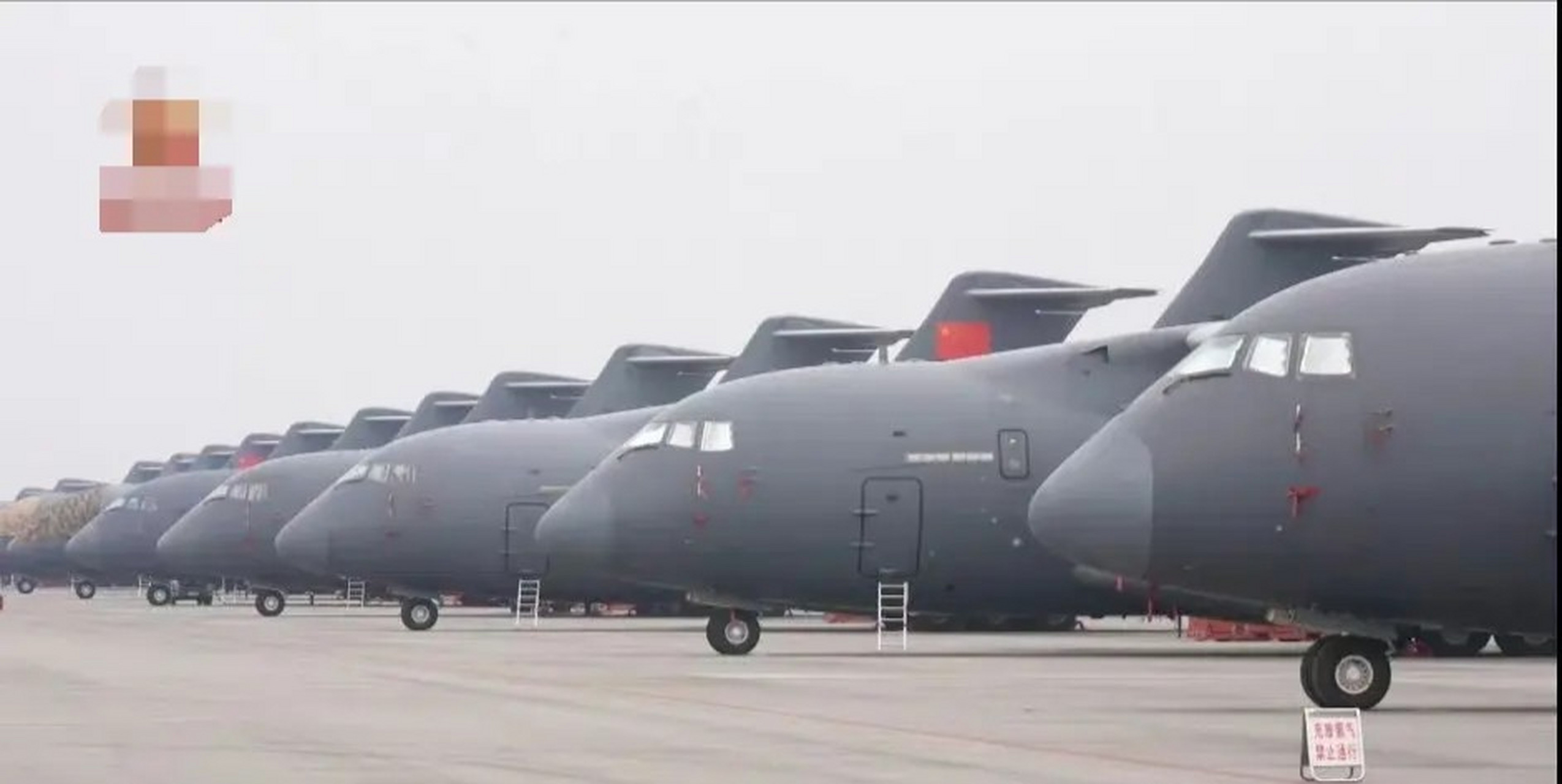 中国空军未来应该需要300架-500架运-20系列运输机,按照现在产能,估计