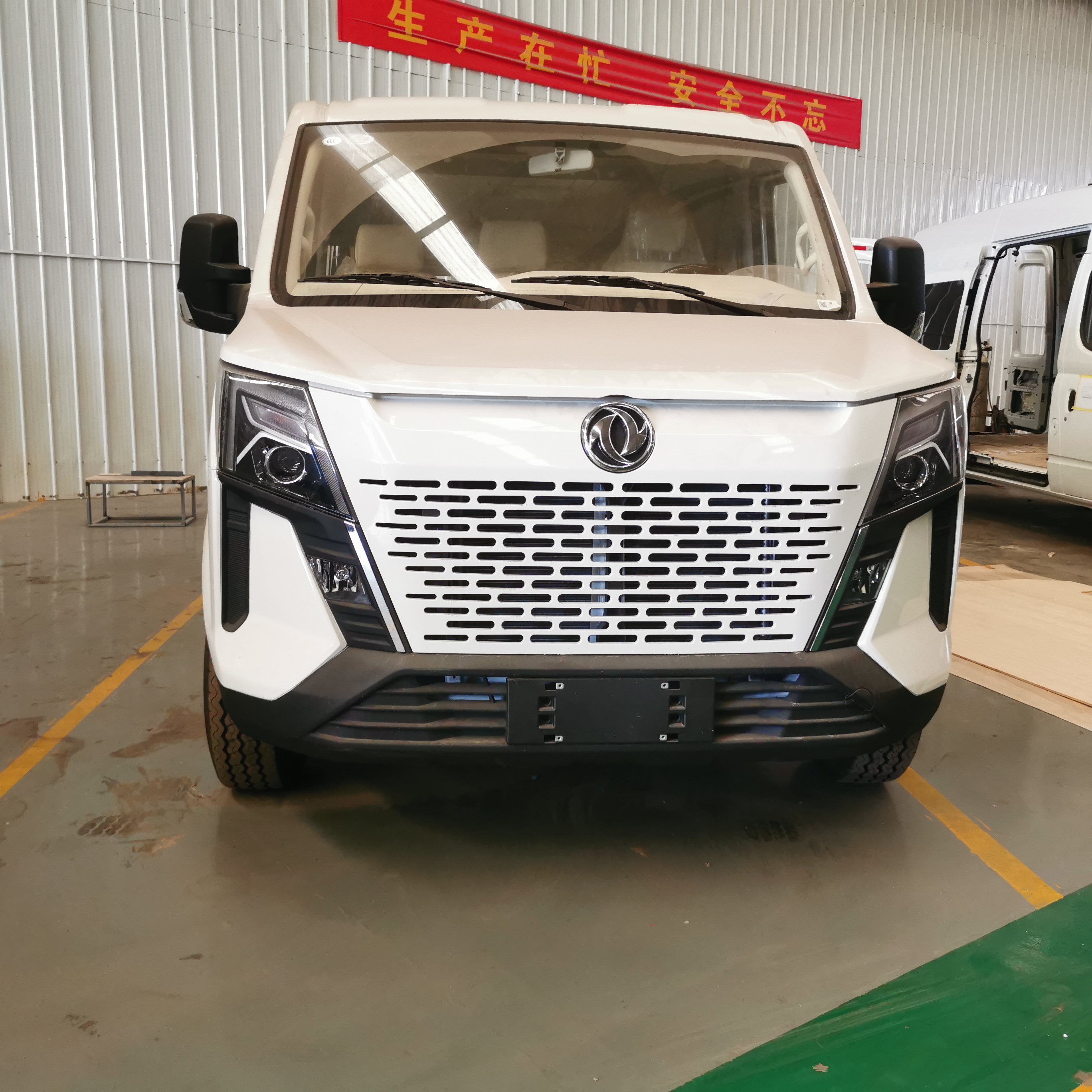 新东风御风v9b型房车
