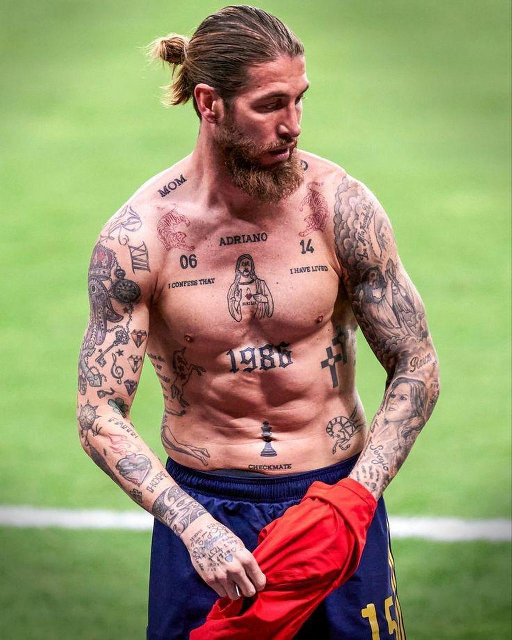 全盛时期的拉莫斯,这肌肉真夸张.