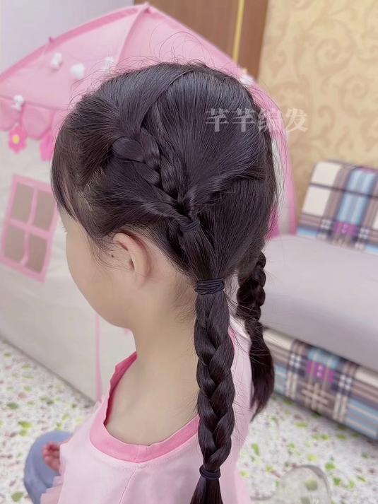 小女孩可爱双麻花辫,手残党也能学会编发教程 发型 简单好看发型