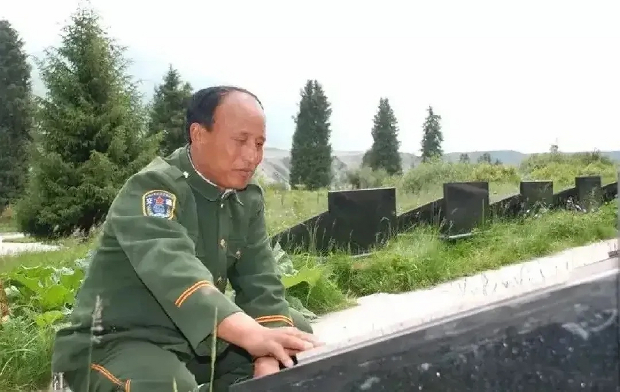 离婚原因是杜海山每月72元工资,可他却只给家6元.