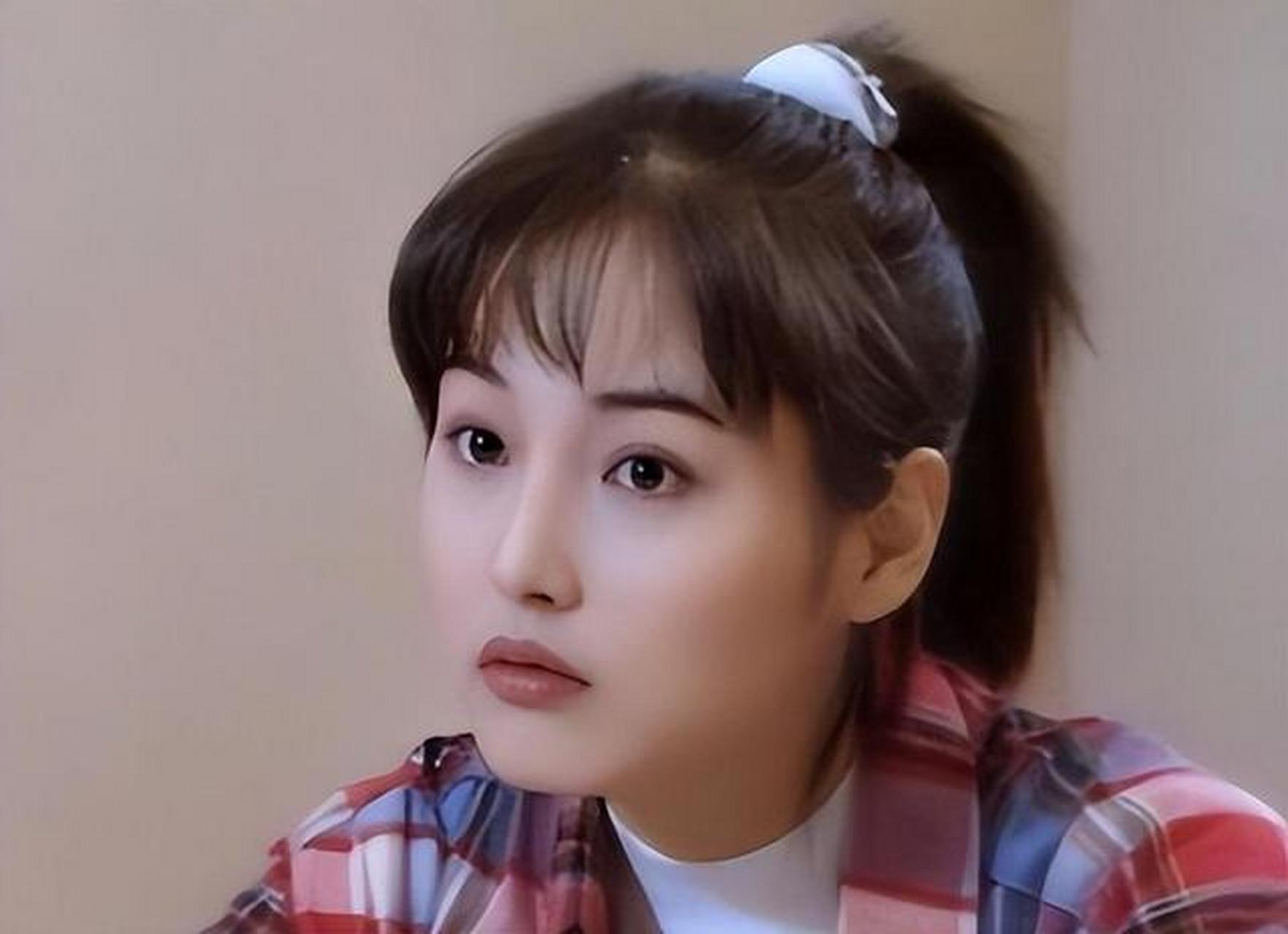 粉红女郎中演男人婆电视剧中挺好看,现实中普通人一枚