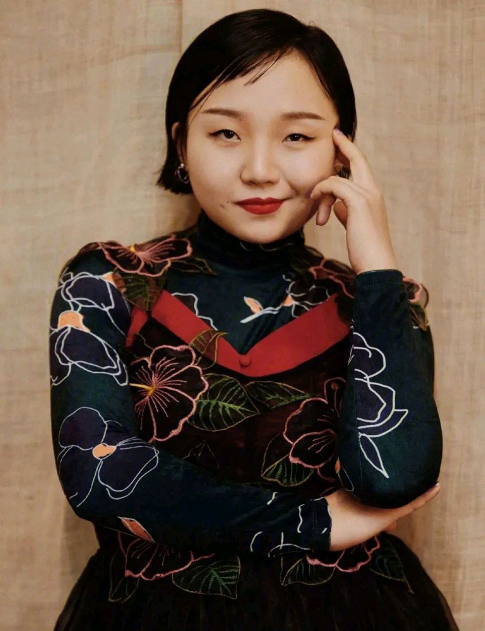 在节目中向别的嘉宾公开道歉,其实是想借机洗白一