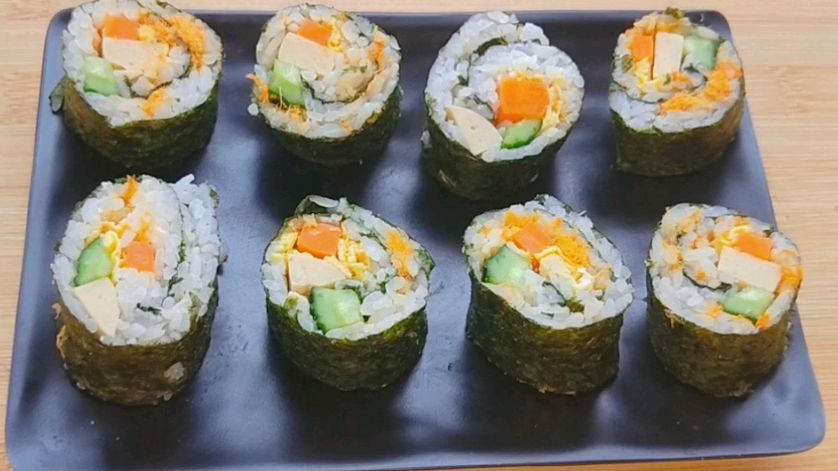 自己动手在家也能做寿司,做法简单,又好吃