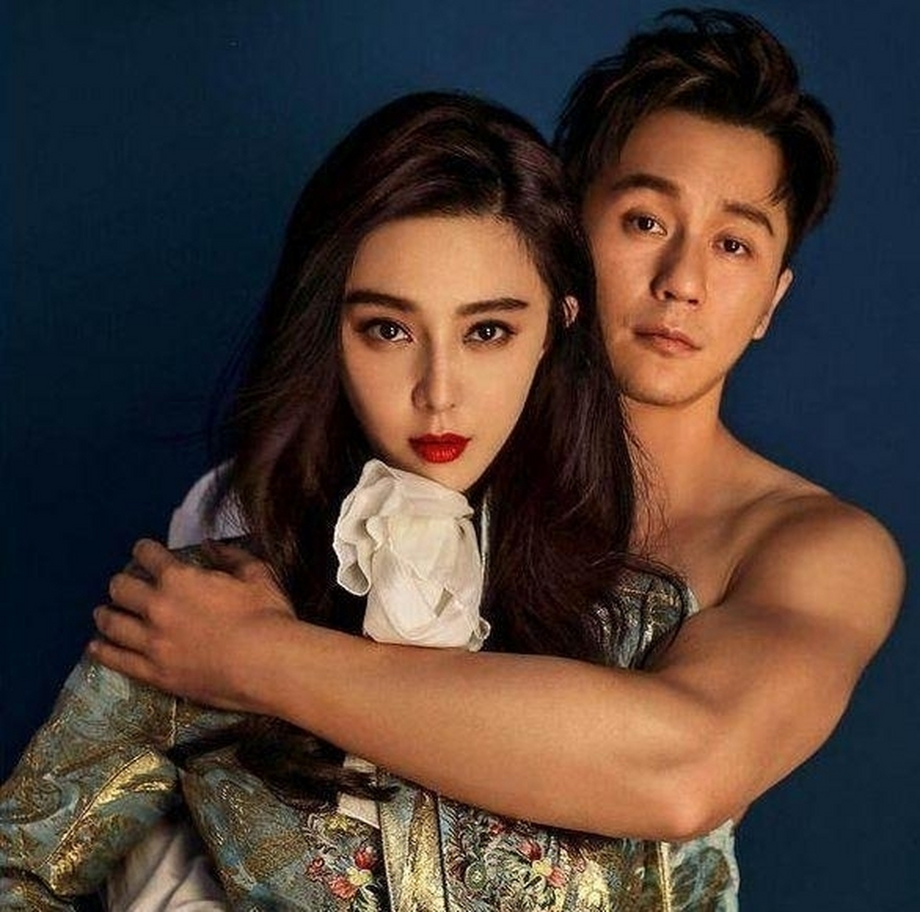 李晨在节目中脱口而出说女生(白鹿宋雨琦)是累赘,被骂了.