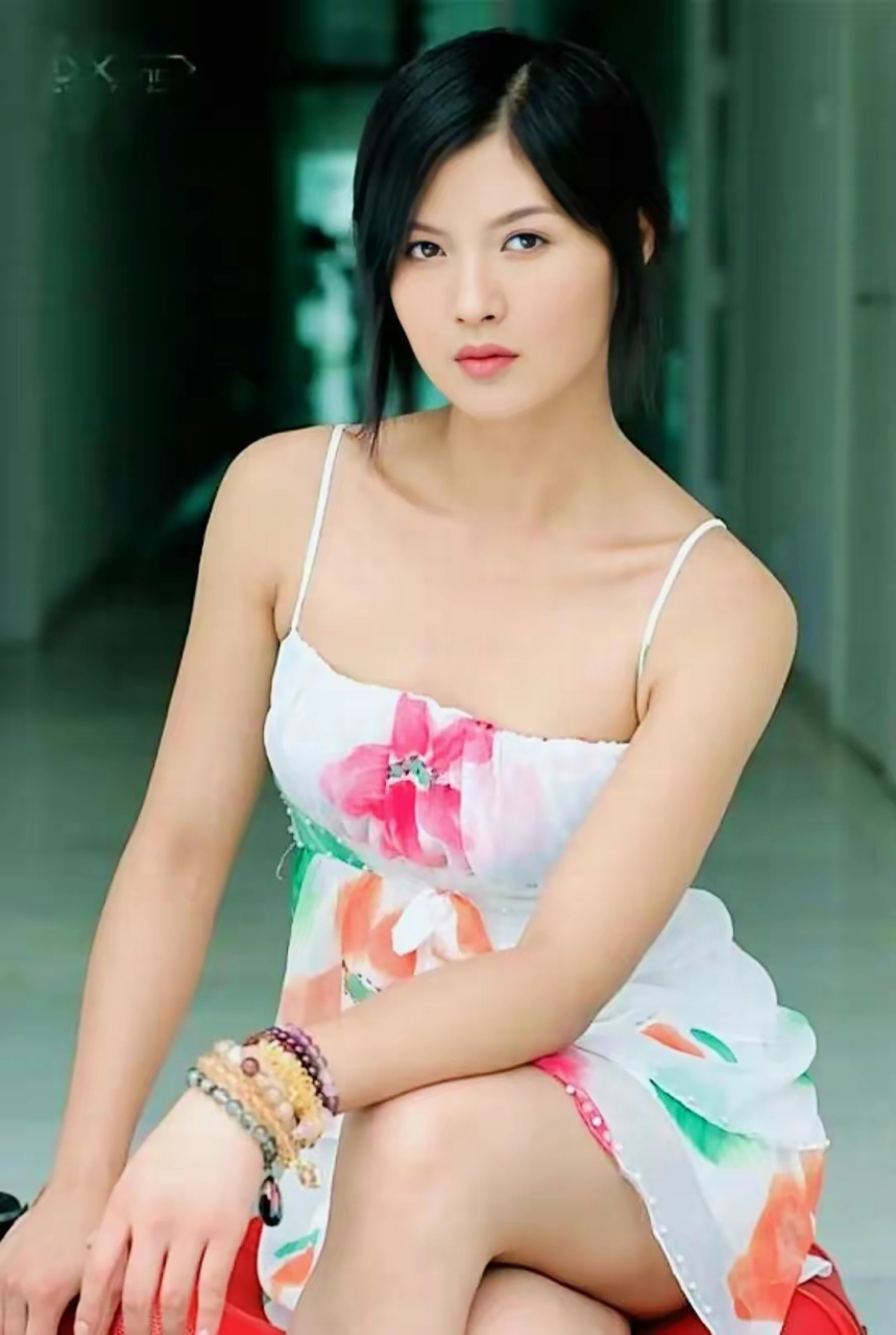 时尚靓丽的白庆琳