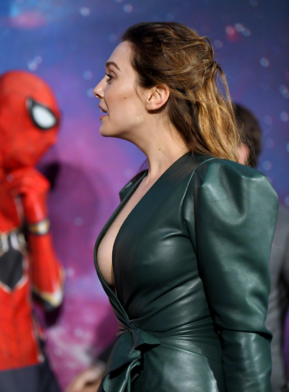 绯红女巫 elizabeth olsen 9215 676767