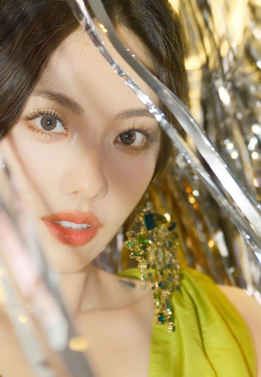 张嘉倪# 生日照