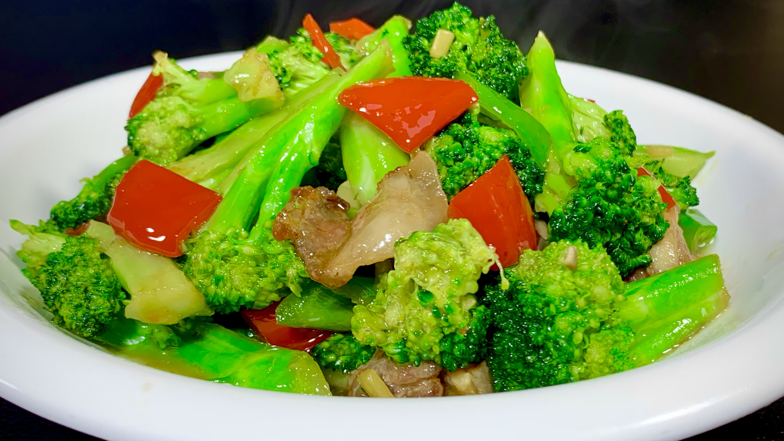 炒西兰花,切记不要焯水和直接炒,教你一招,脆嫩入味好看又好吃