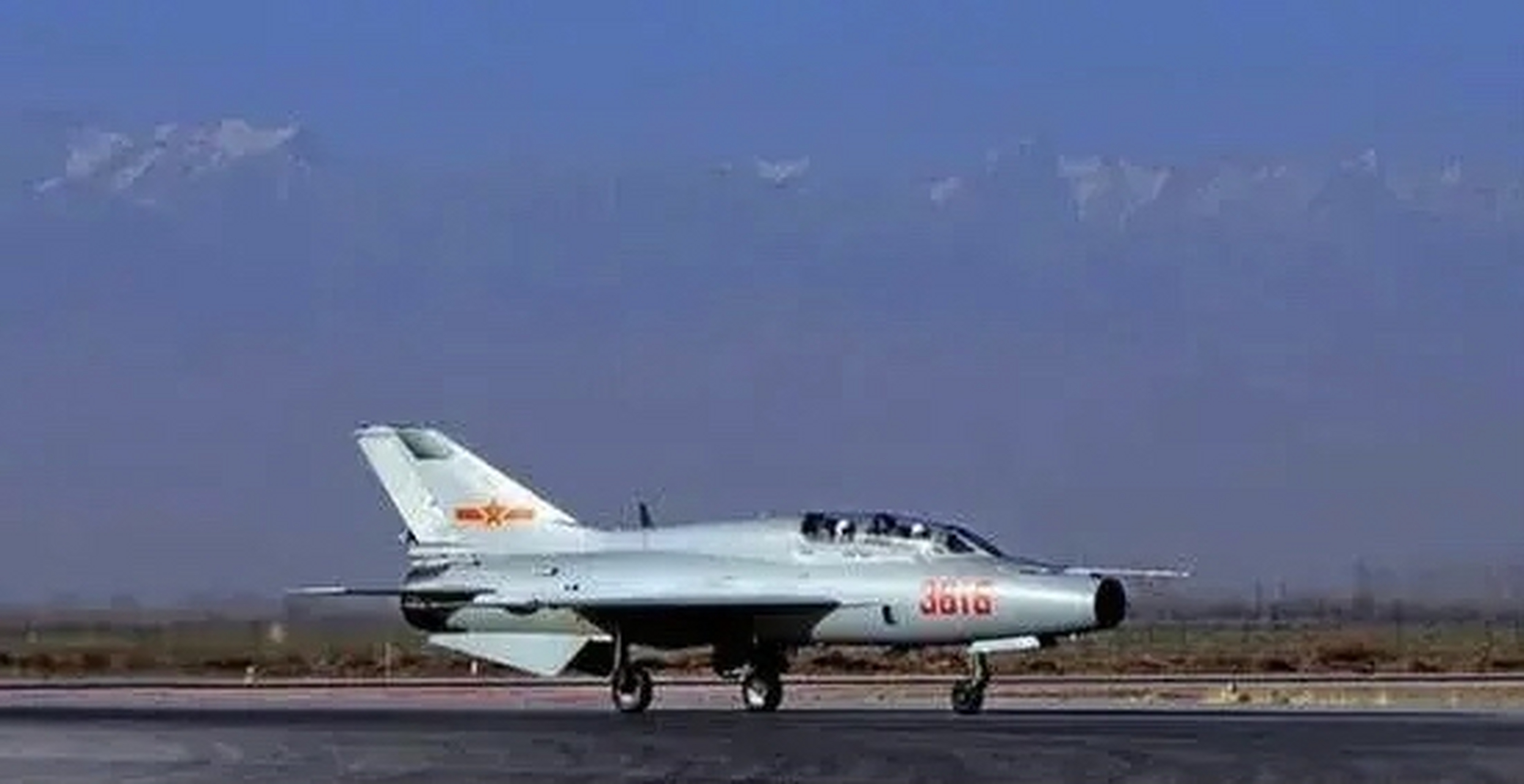 沈飞,成飞,西飞,目前来说都在竭尽全力发展研发,沈霍伊模仿苏联,成洛