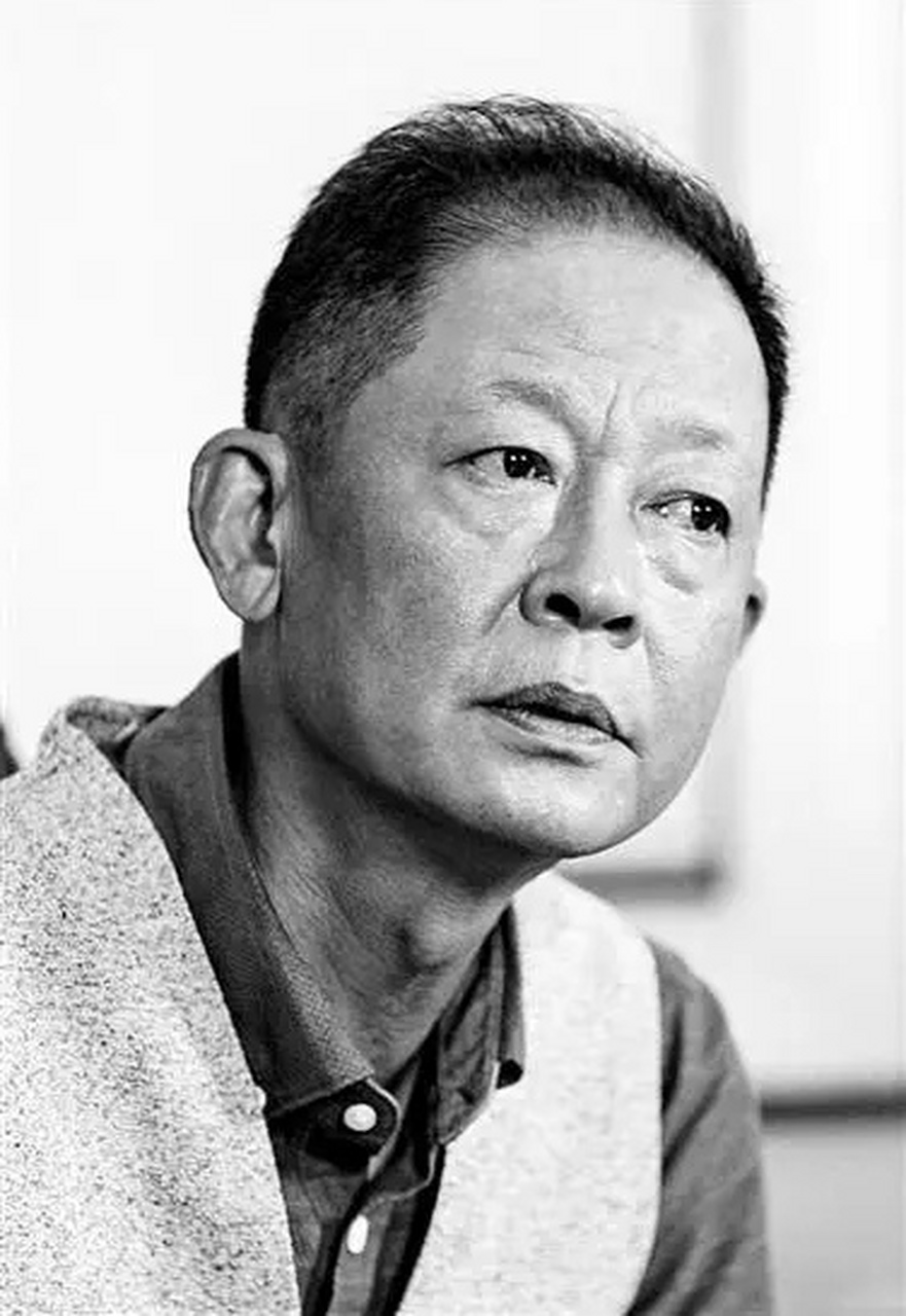 王志文说:"会送礼,会求人的人,改变命运都非常简单,什么都靠自己,不会