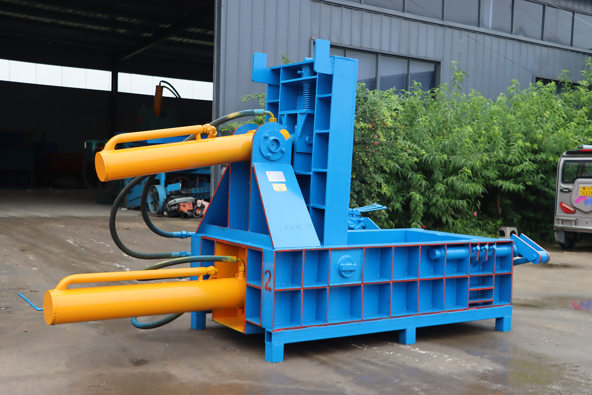 小型铁屑压块机价格,废旧金属压块机#金属打包机