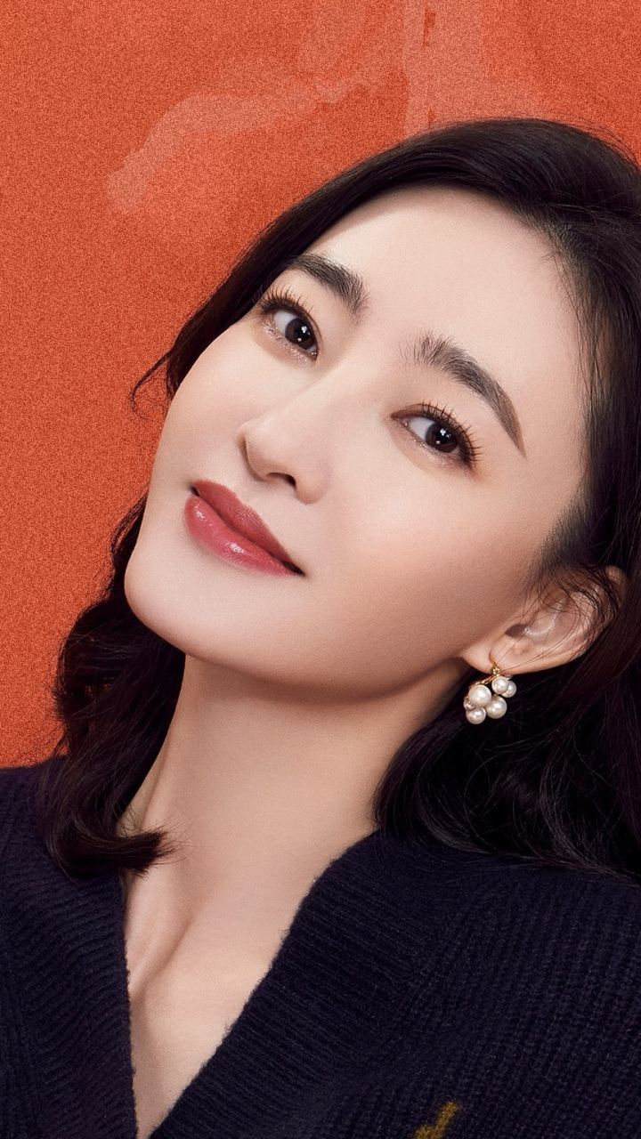 王丽坤# 快乐与悲伤常常并存,忧虑与喜悦之间仅有一线之隔.