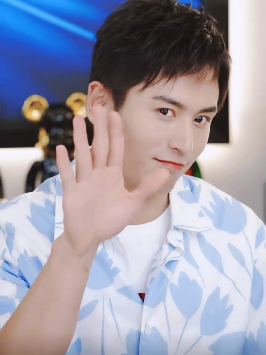 张哲瀚图片:祝糖果超甜六一快乐