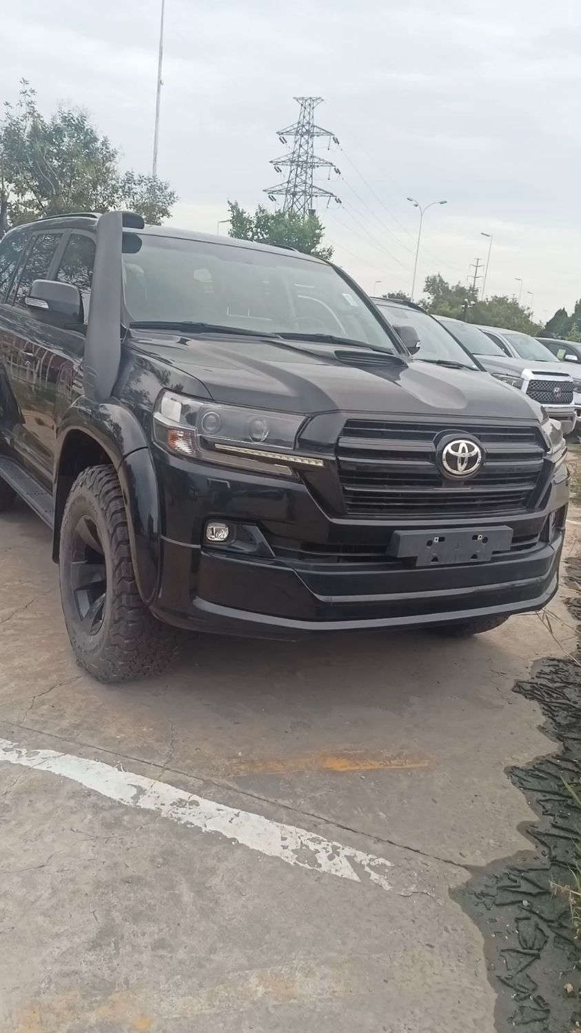 丰田酷路泽4500黑金刚号称最强的陆巡你觉得呢