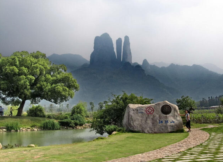 浙江此風景區人氣很高,還被列入世界性自然遺產名錄,還是5a級