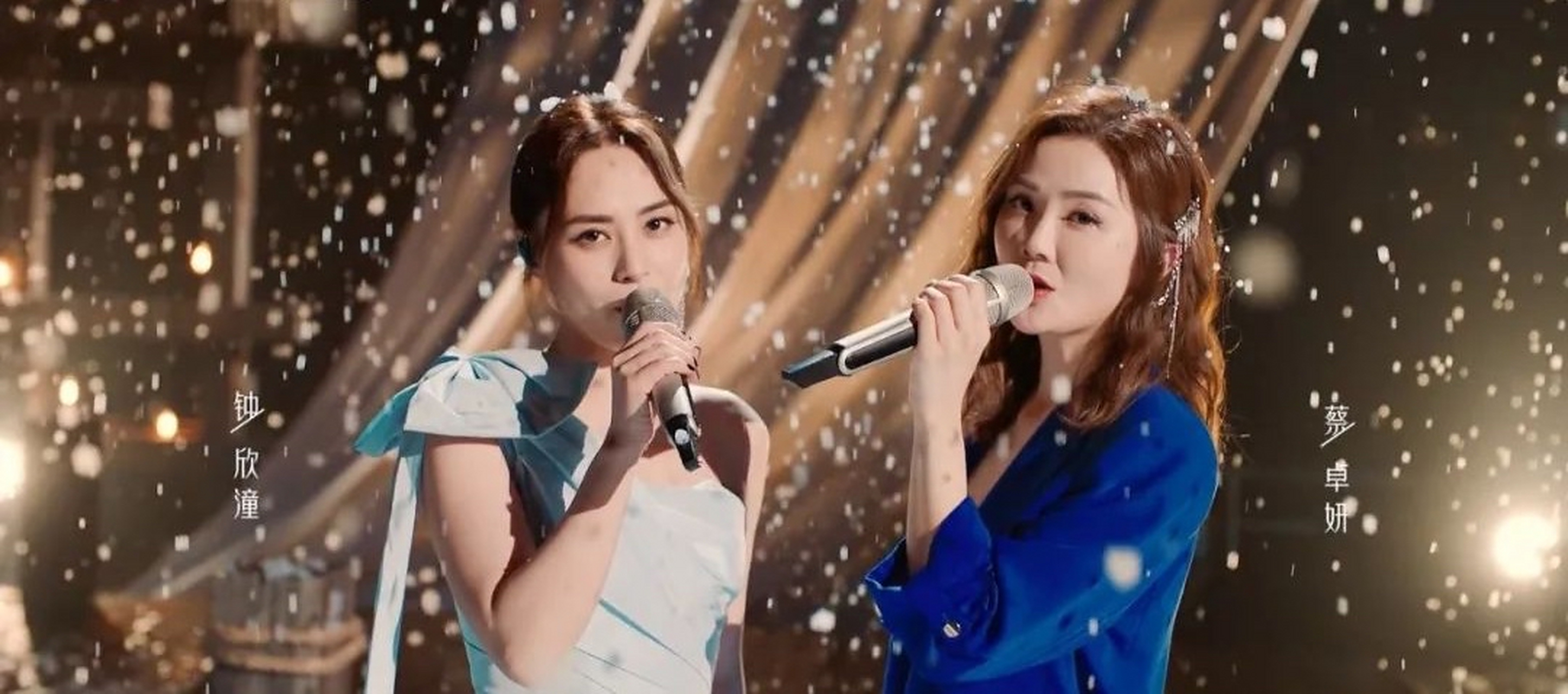 twins《下一站天后》:这是一首旋律特别轻松欢快的粤语歌曲,经典好听.