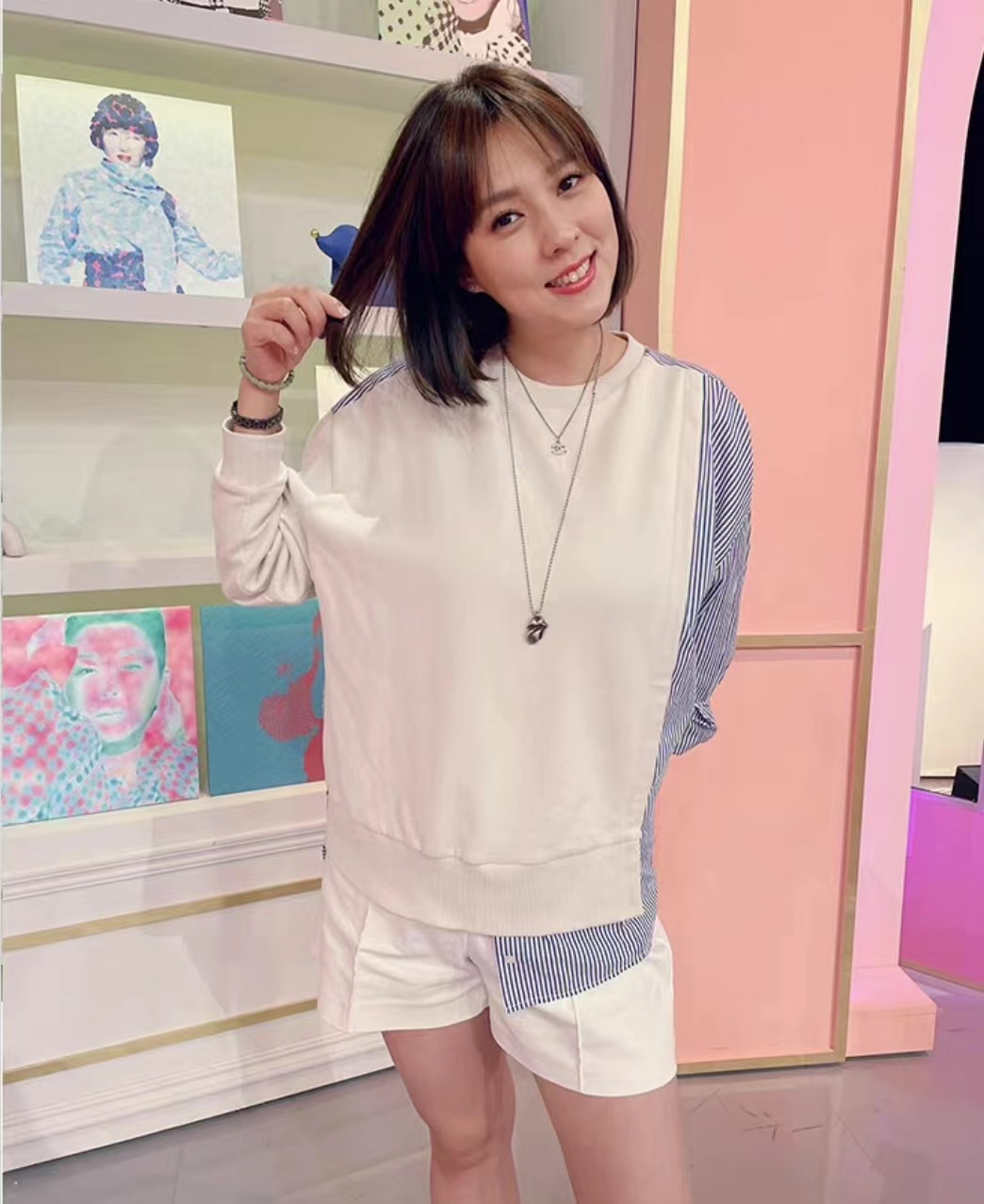 贾静雯弟媳朱芯仪晒侧脸照,称自己数着日子过,患病后回不完的诊