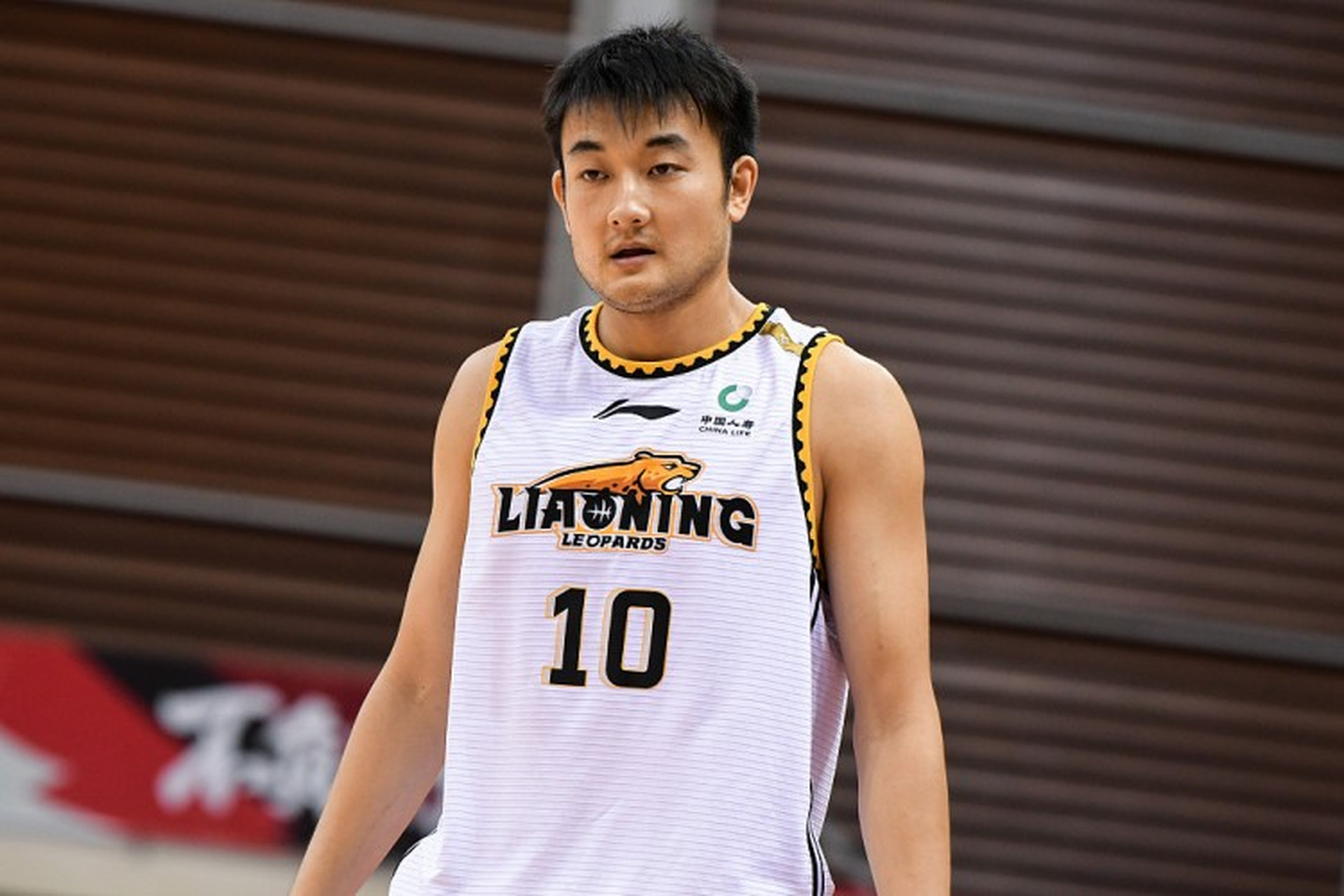 cba揭幕战辽宁球员丛明晨8中6砍全队最高20分4断 正负值 30冠绝全场