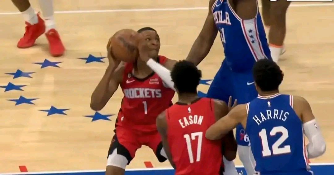 火箭名宿炮轰球队管理层