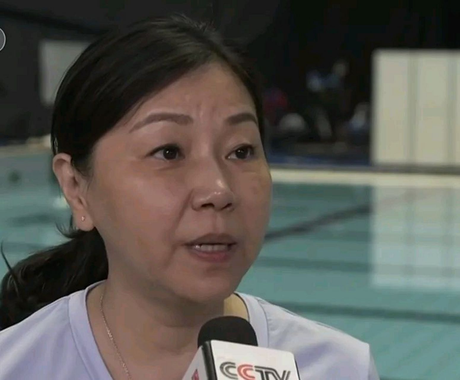 中国队获跳水女子3米板金银牌,但周继红只差没骂了.