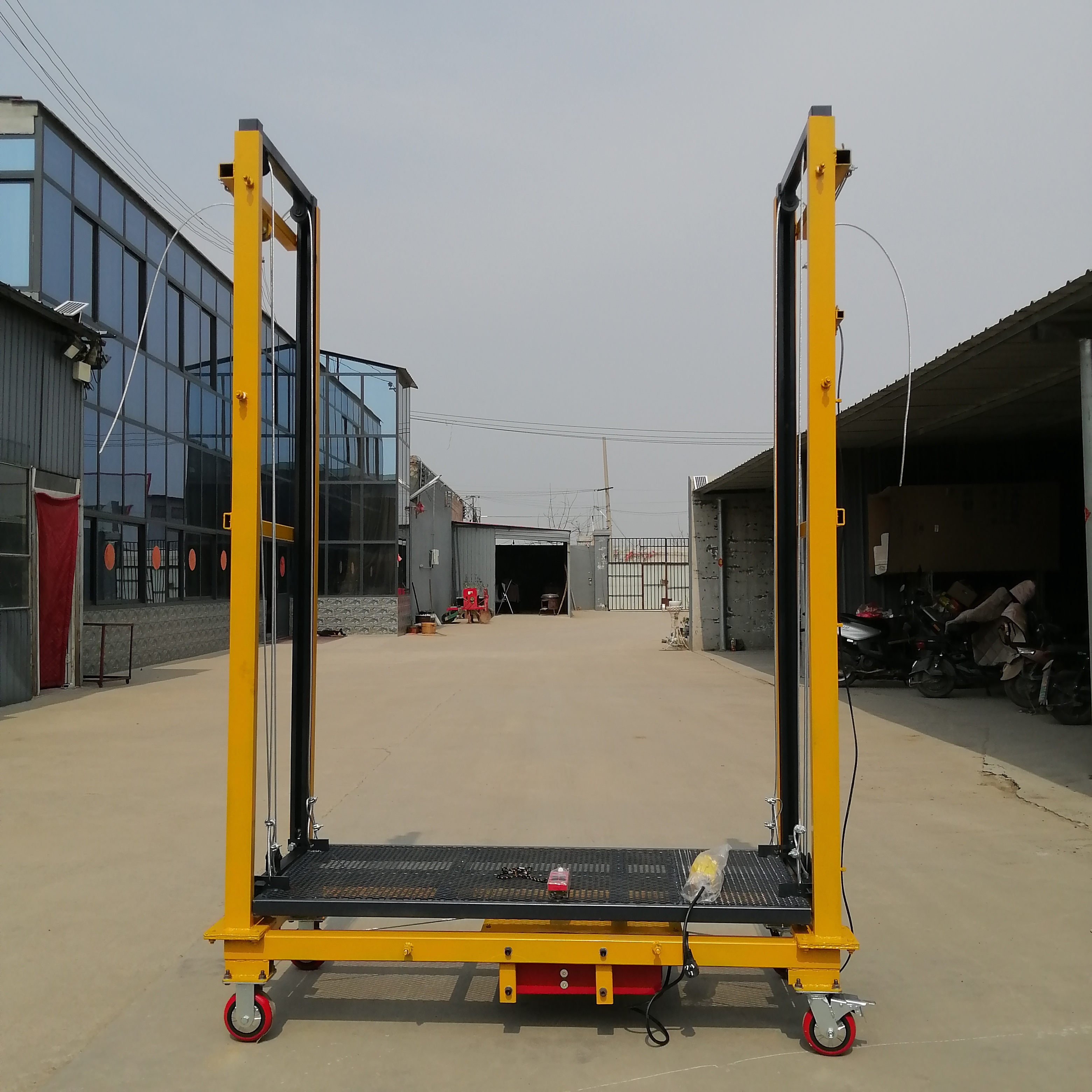 2-5米电动脚手架室内装修升降台