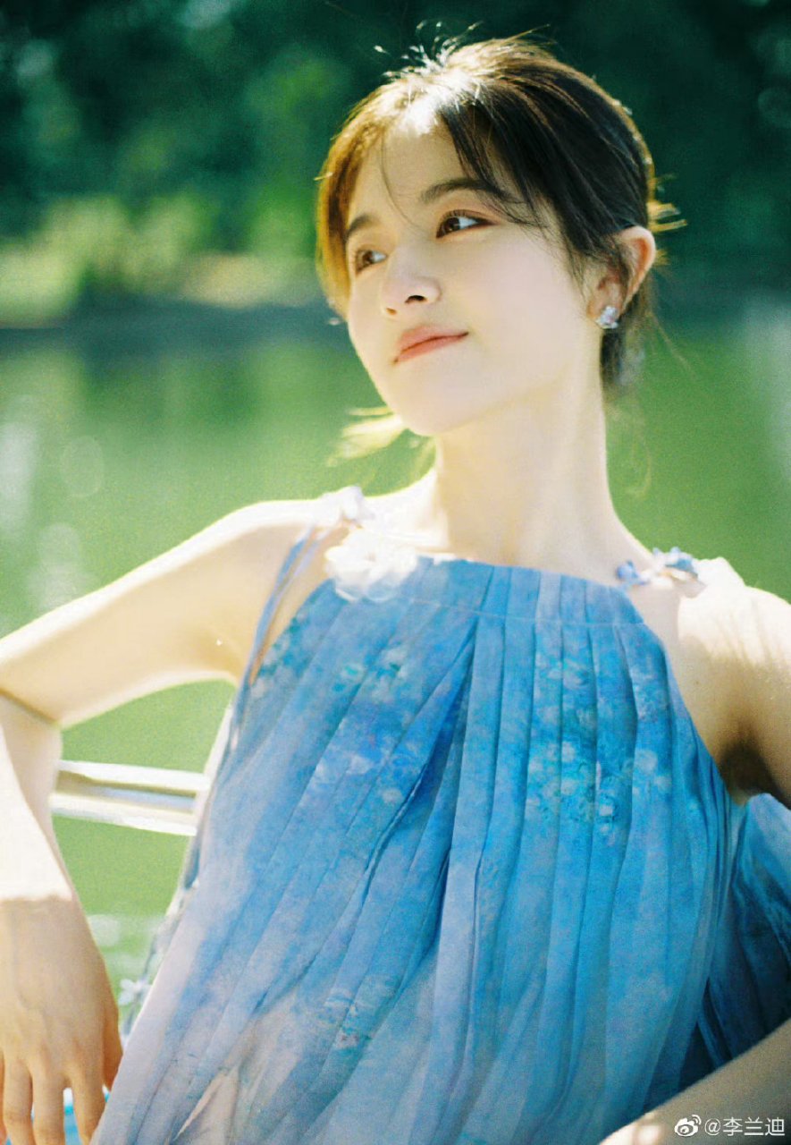 李兰迪高清壁纸头像无水印(一)[期待]