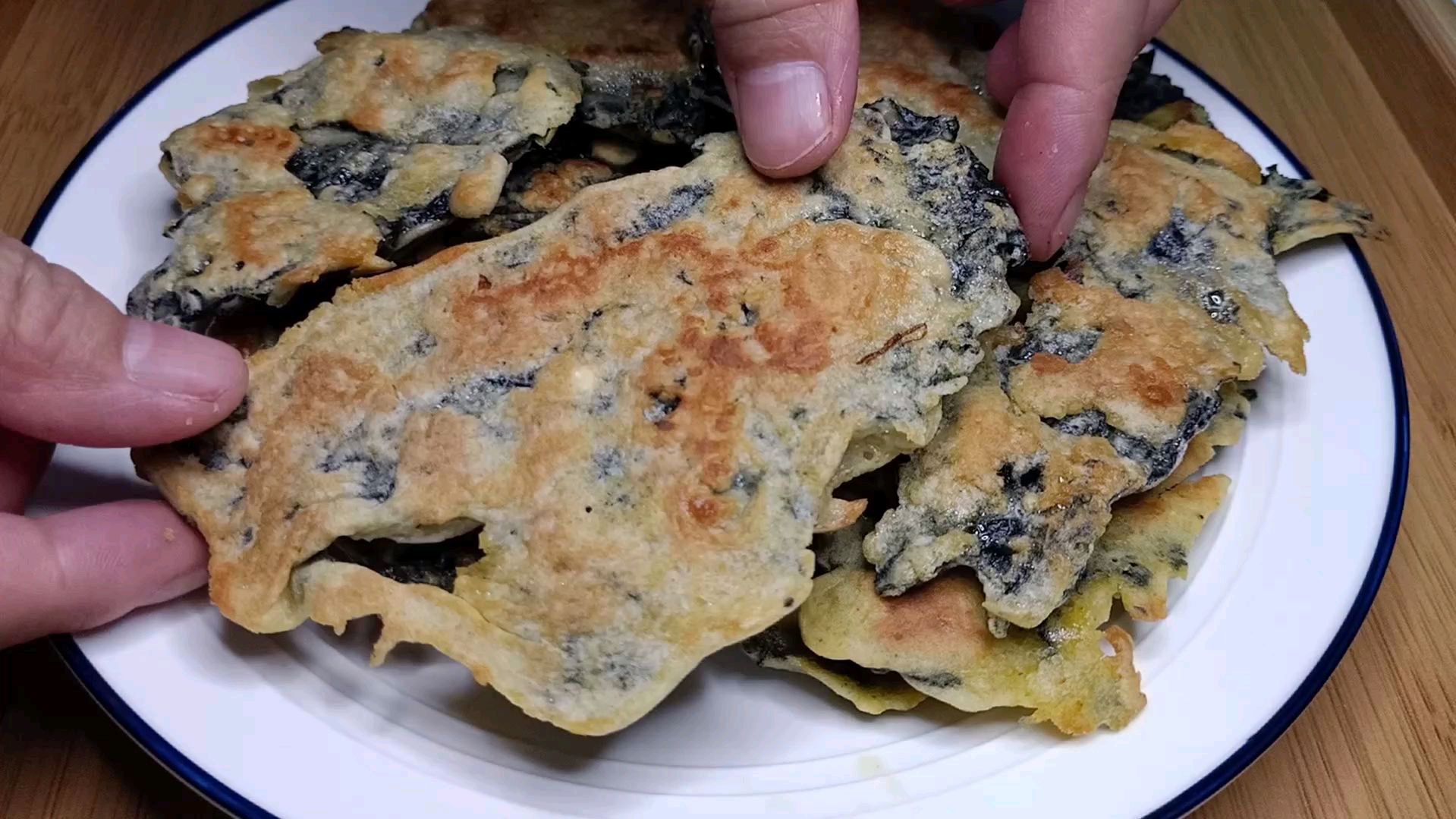 虾米紫菜酥,营养又美味的的一道小零食,无需厨艺,几分钟就搞定