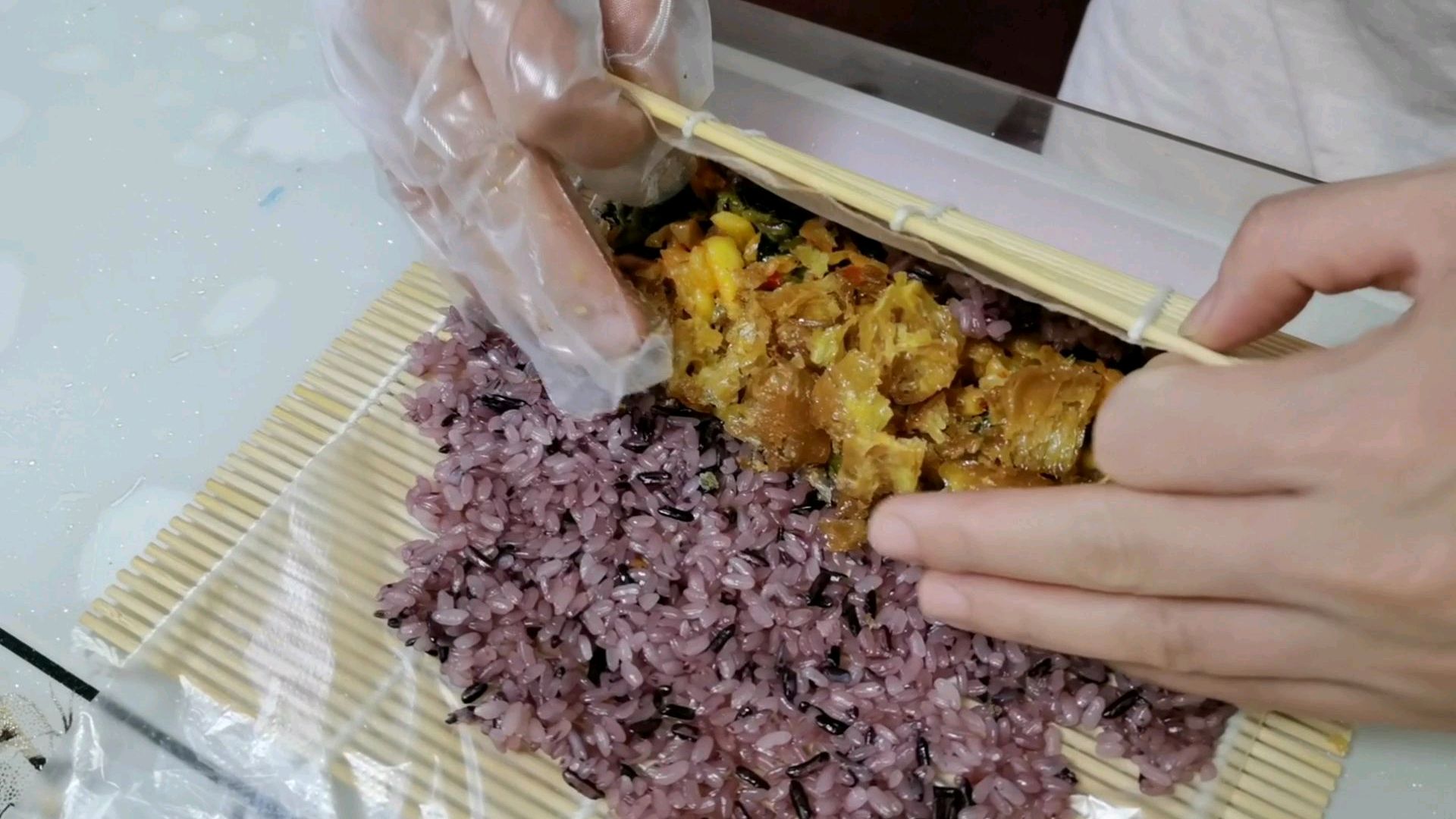 飘飘在家做的糯米饭团,料多又好吃,结果还是有点小问题!
