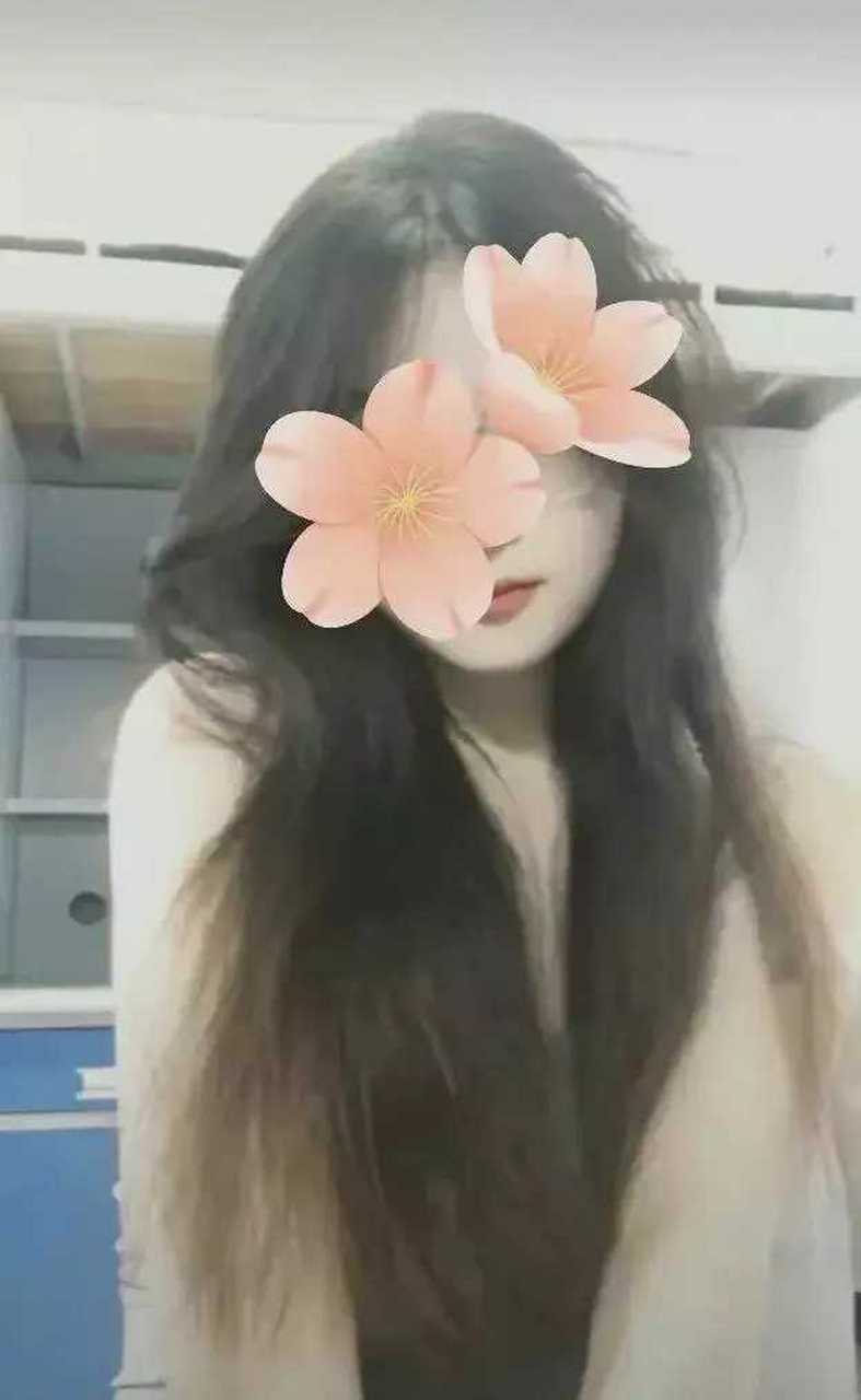 近日,青海大学一名女大学生长达1分45秒的不雅视频在网上曝光,引发