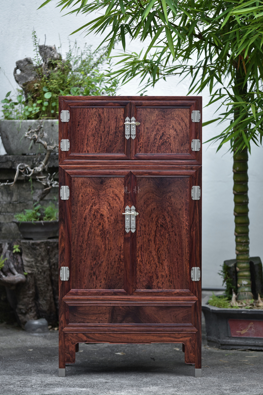 惊世骇作!爆炸满芝麻点黄花梨顶箱柜