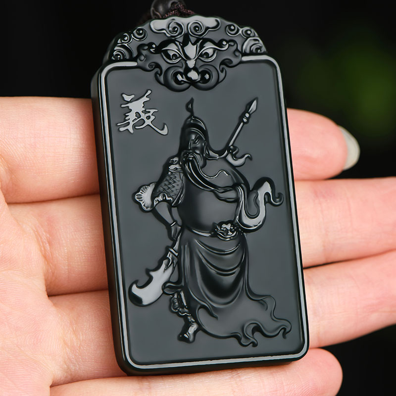 和田玉关公墨玉