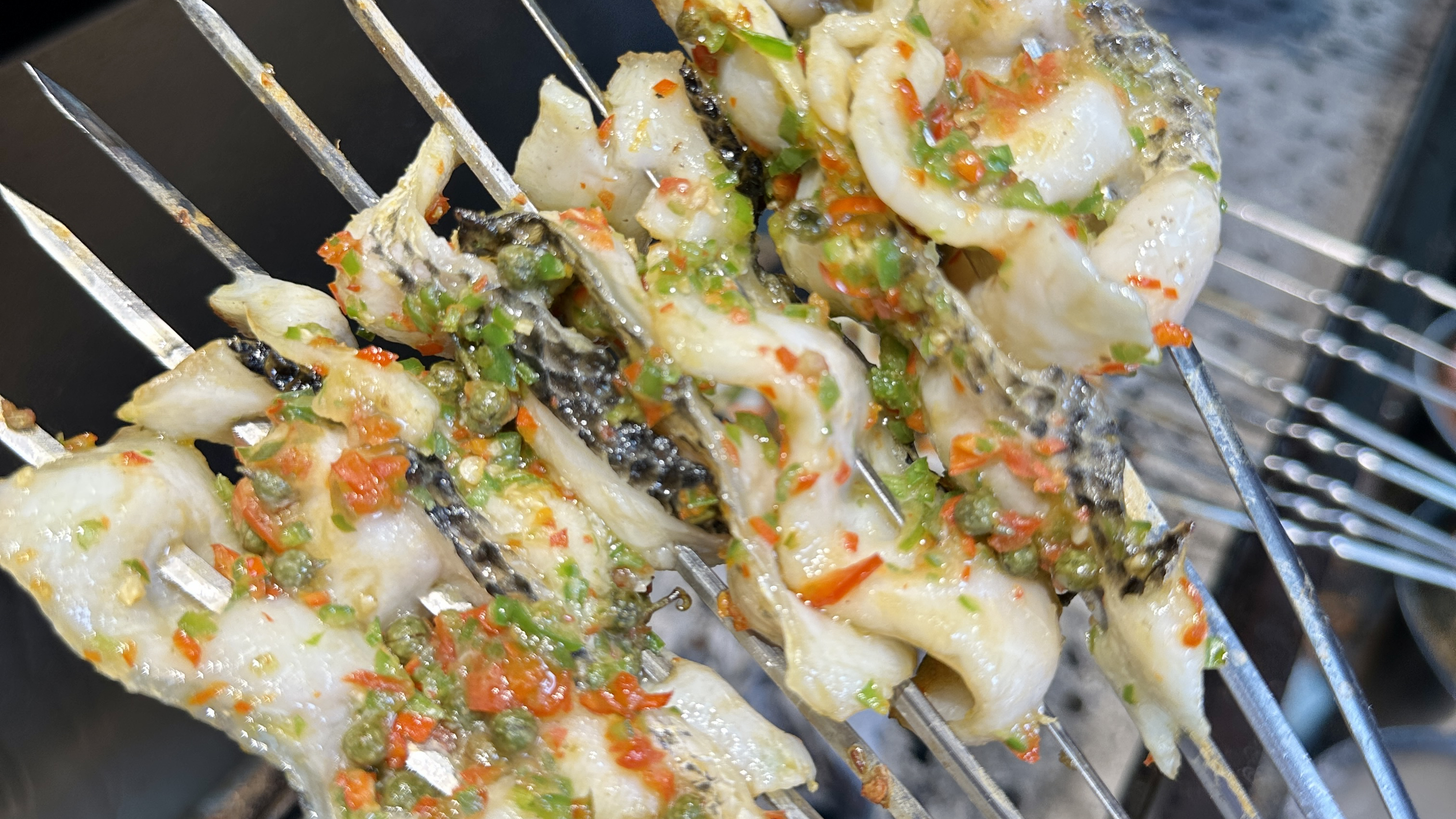 烧烤店的爆款菜品鲜椒柴鱼片配方与烤制技巧