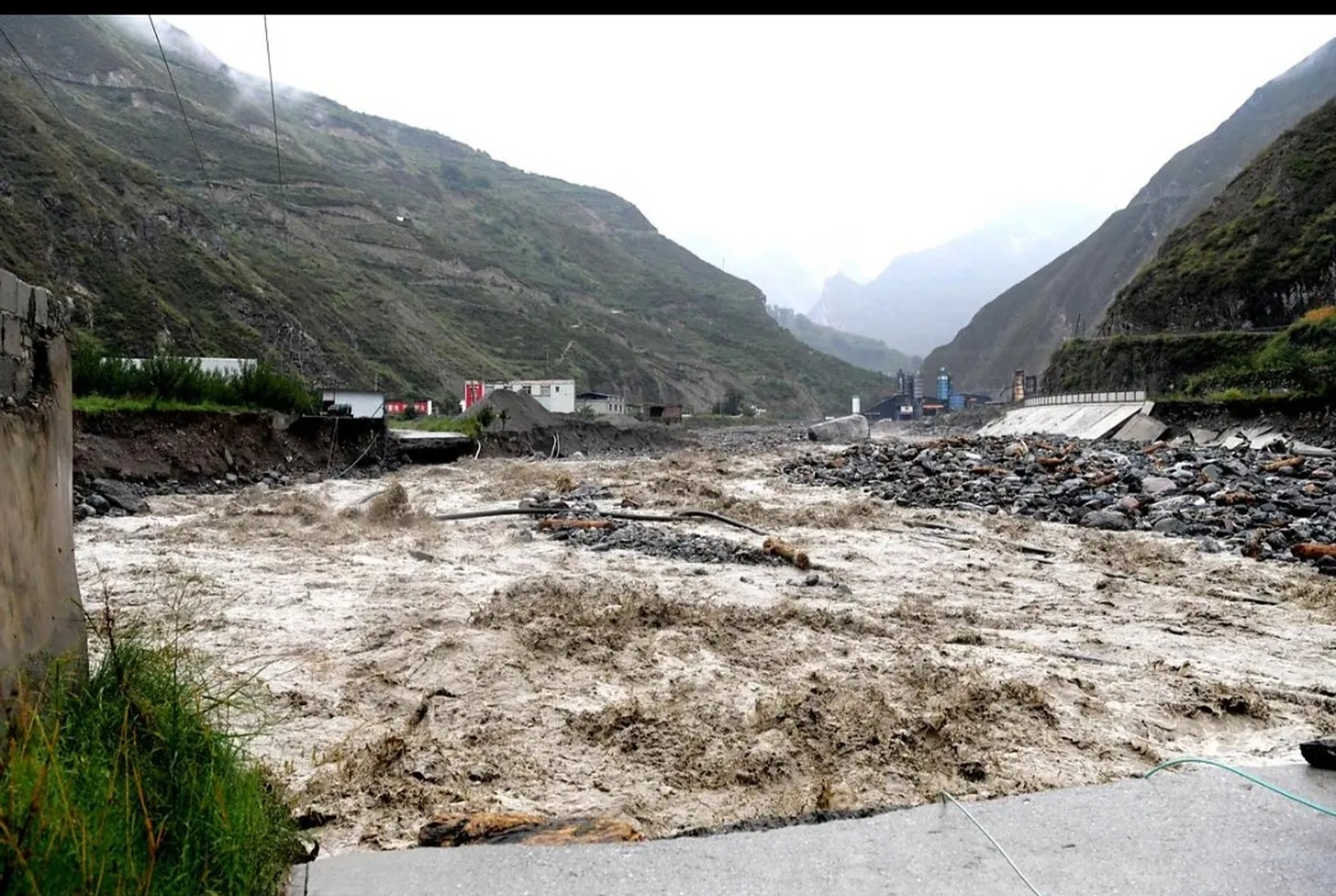 西安秦岭泥石流已致多人遇难,太可怕了!