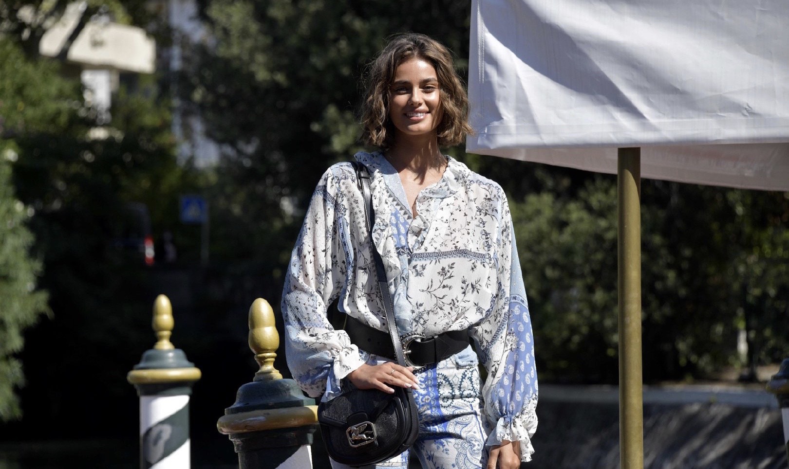 甜美可爱!超模泰勒·希尔(taylormariehill)威尼斯高清街拍