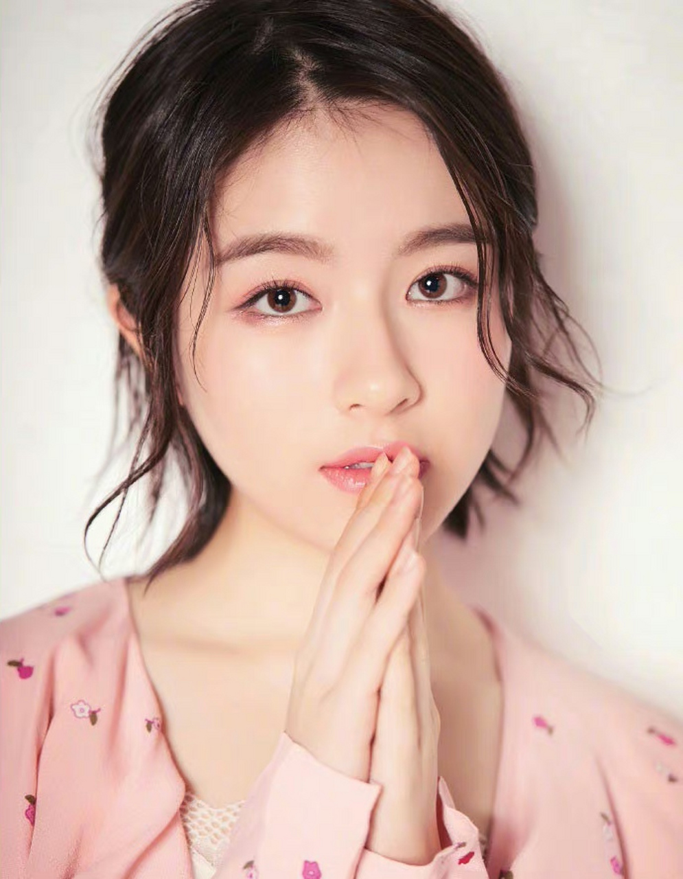 李兰迪# 清新短发,柔美性感,楚楚动人